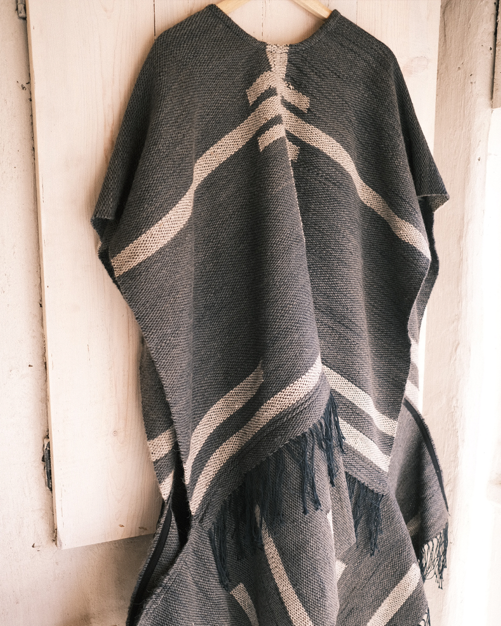 THE MARTÍNEZ (black sheep)