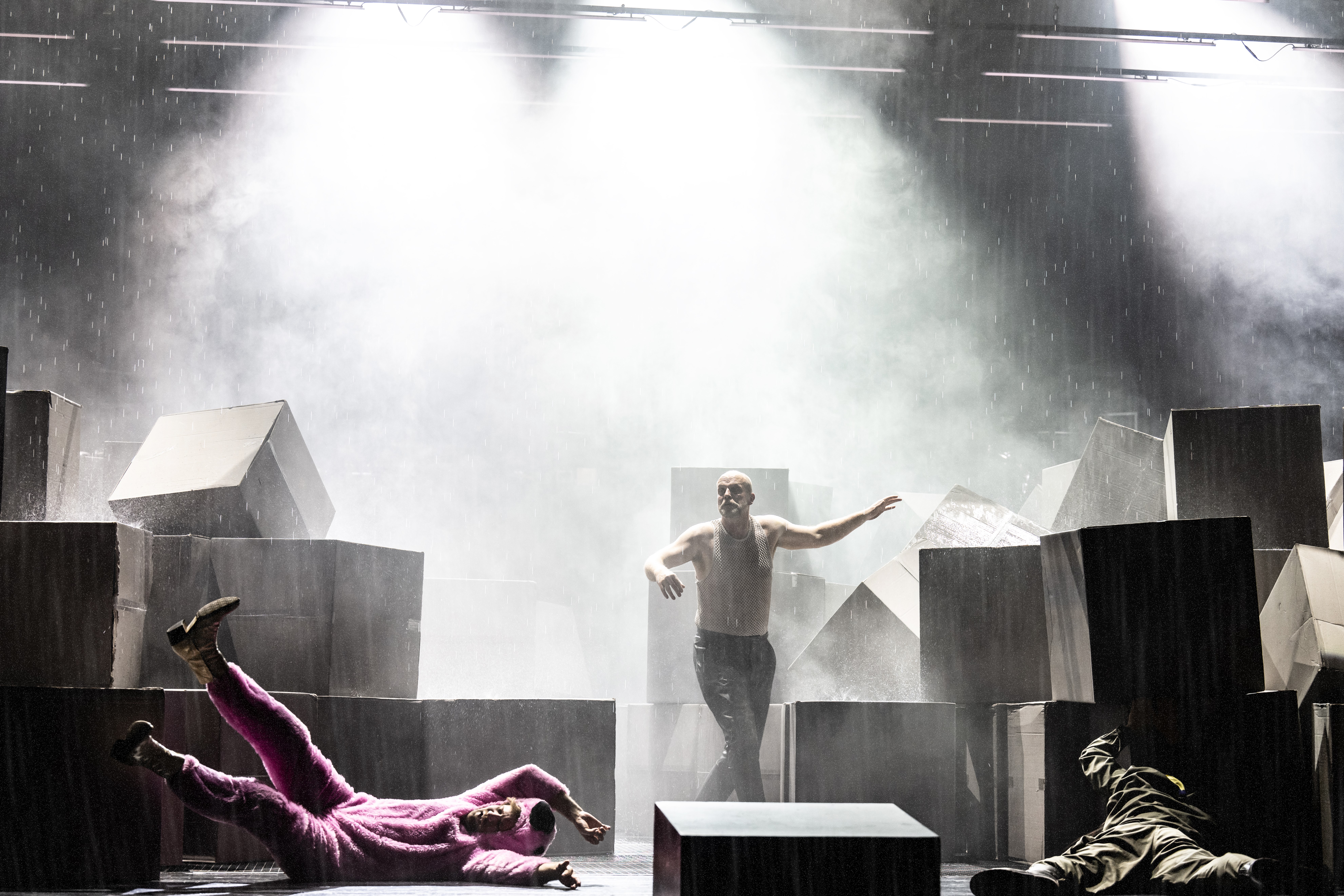 LEAR_Nico Holonics, Michael Kupfer-Radecky, Marco Lee Â© Sandra Then