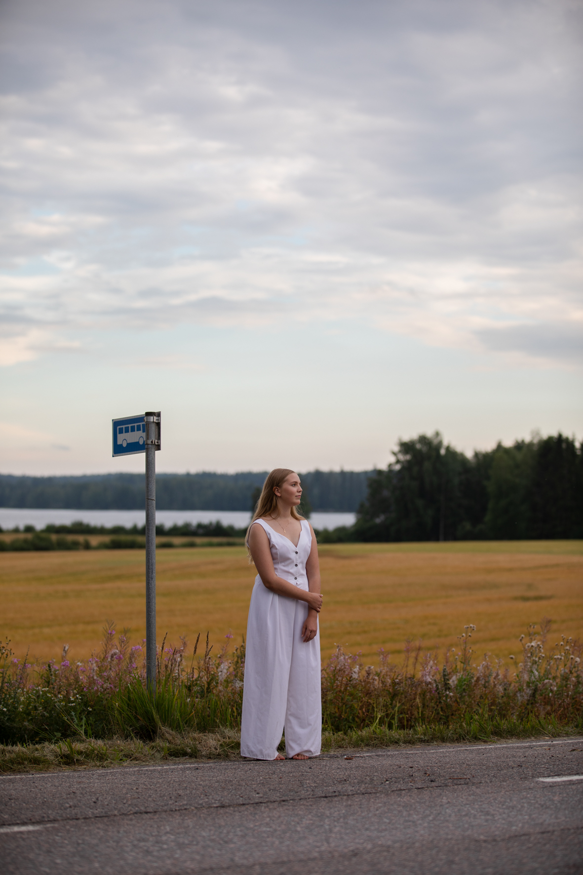 V had to cancel her confirmation party due to an unexpected cause. (2022)