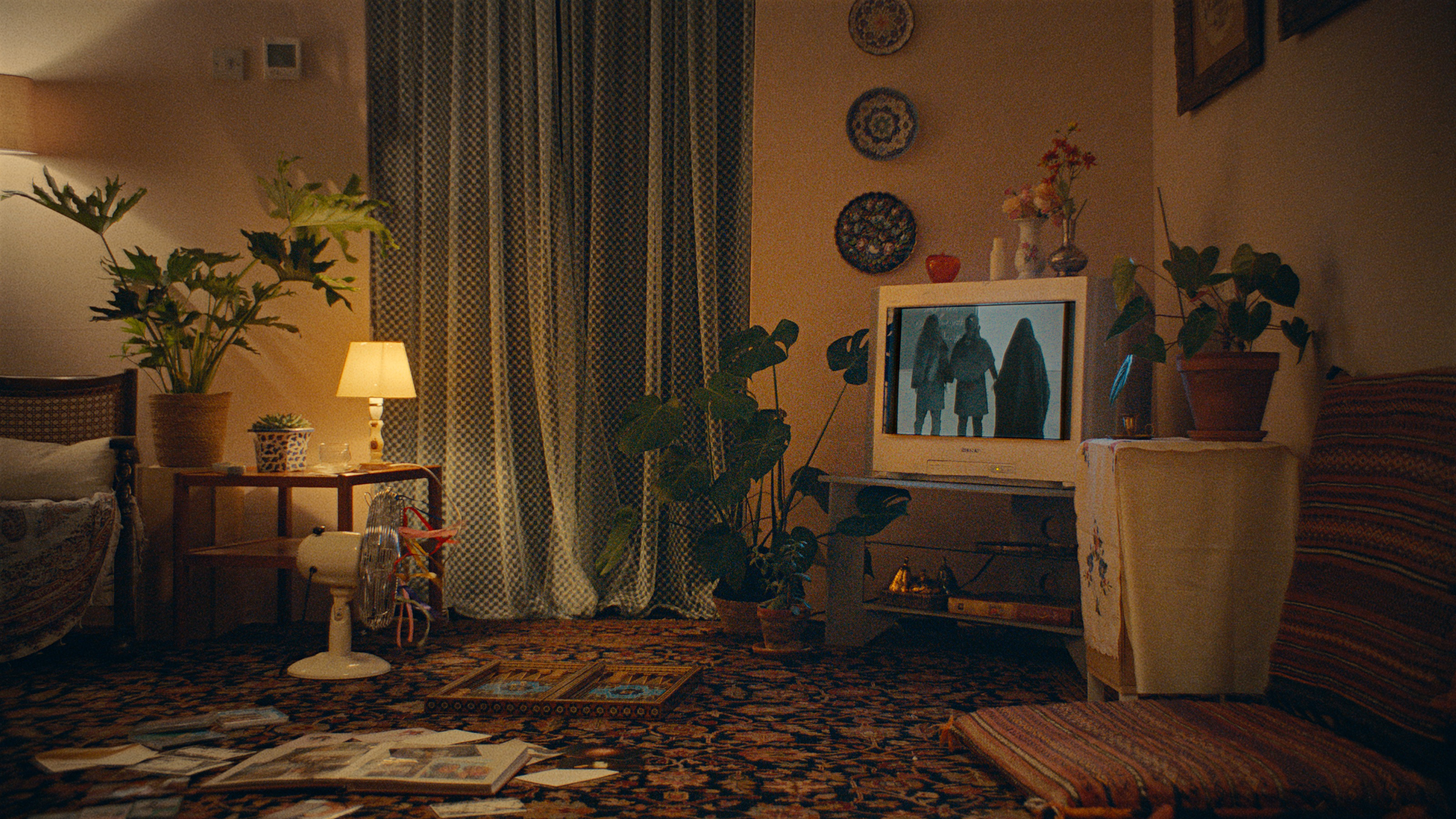 Women Life Freedom, Roxy Rezvany, Vogue