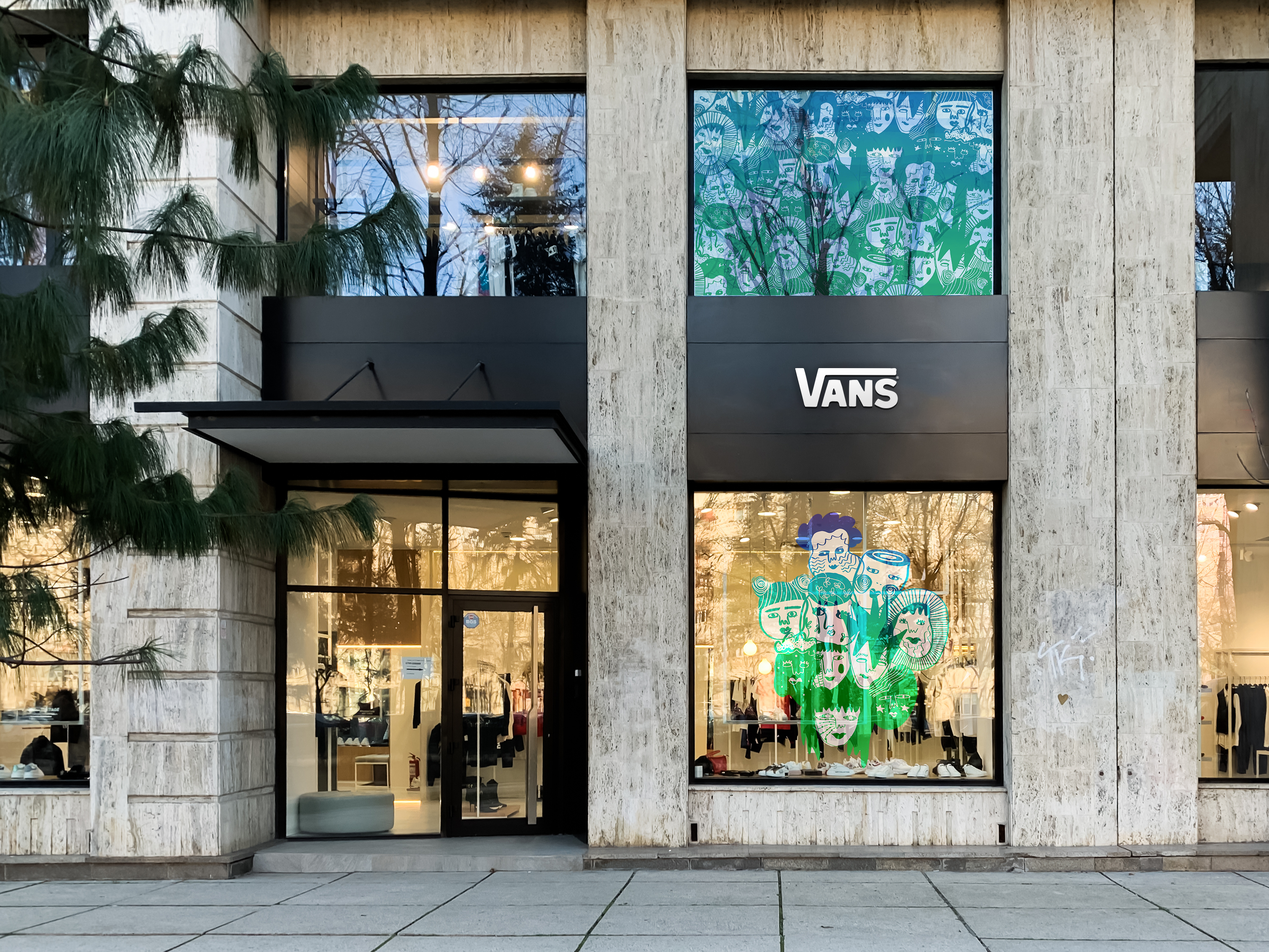 vans store michigan avenue