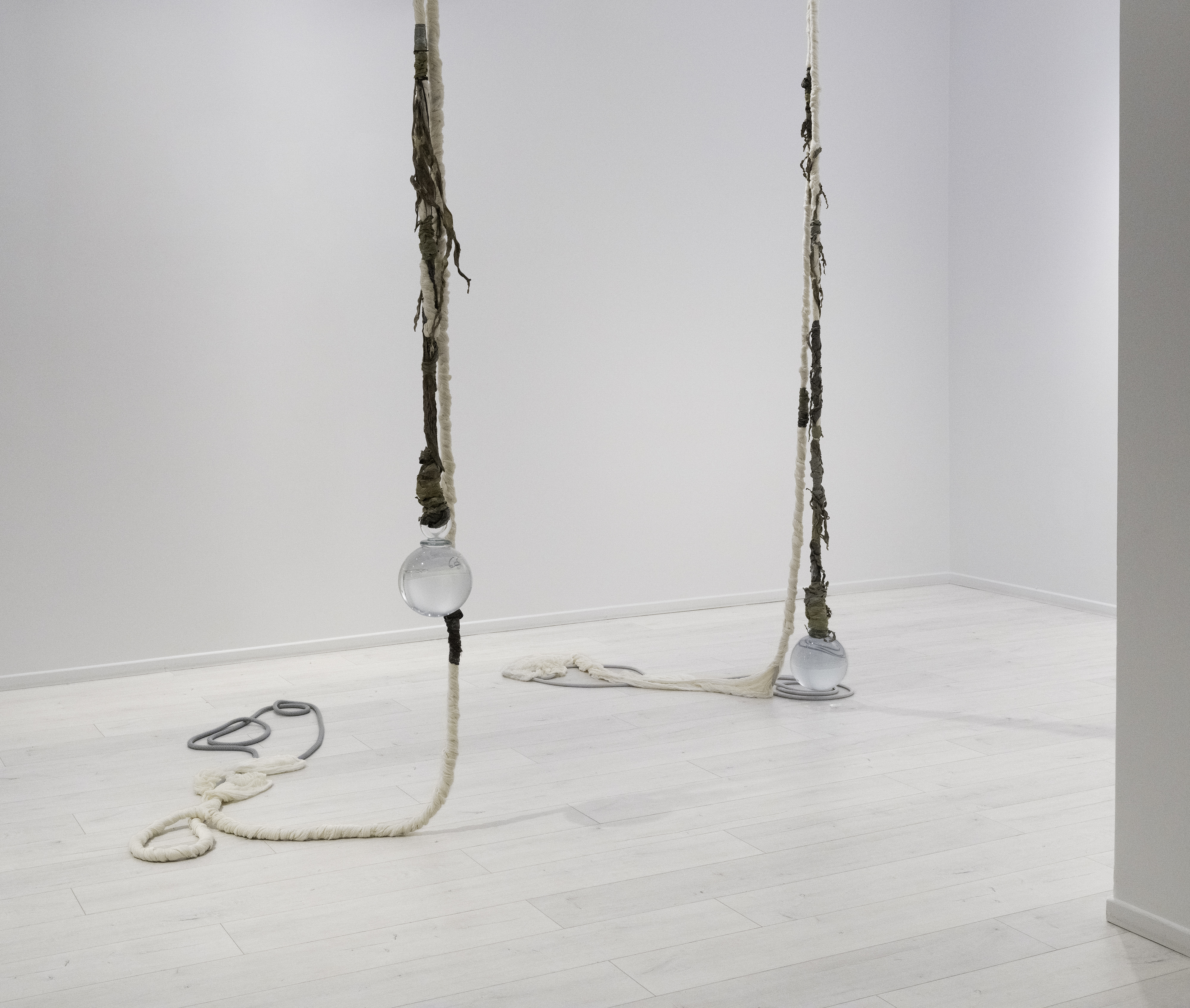 Anchors no. 2 and no. 3, glass, bronze, silk, salt, sailing cord, various dimensions, andréhn-schiptjenko gallery, Paris