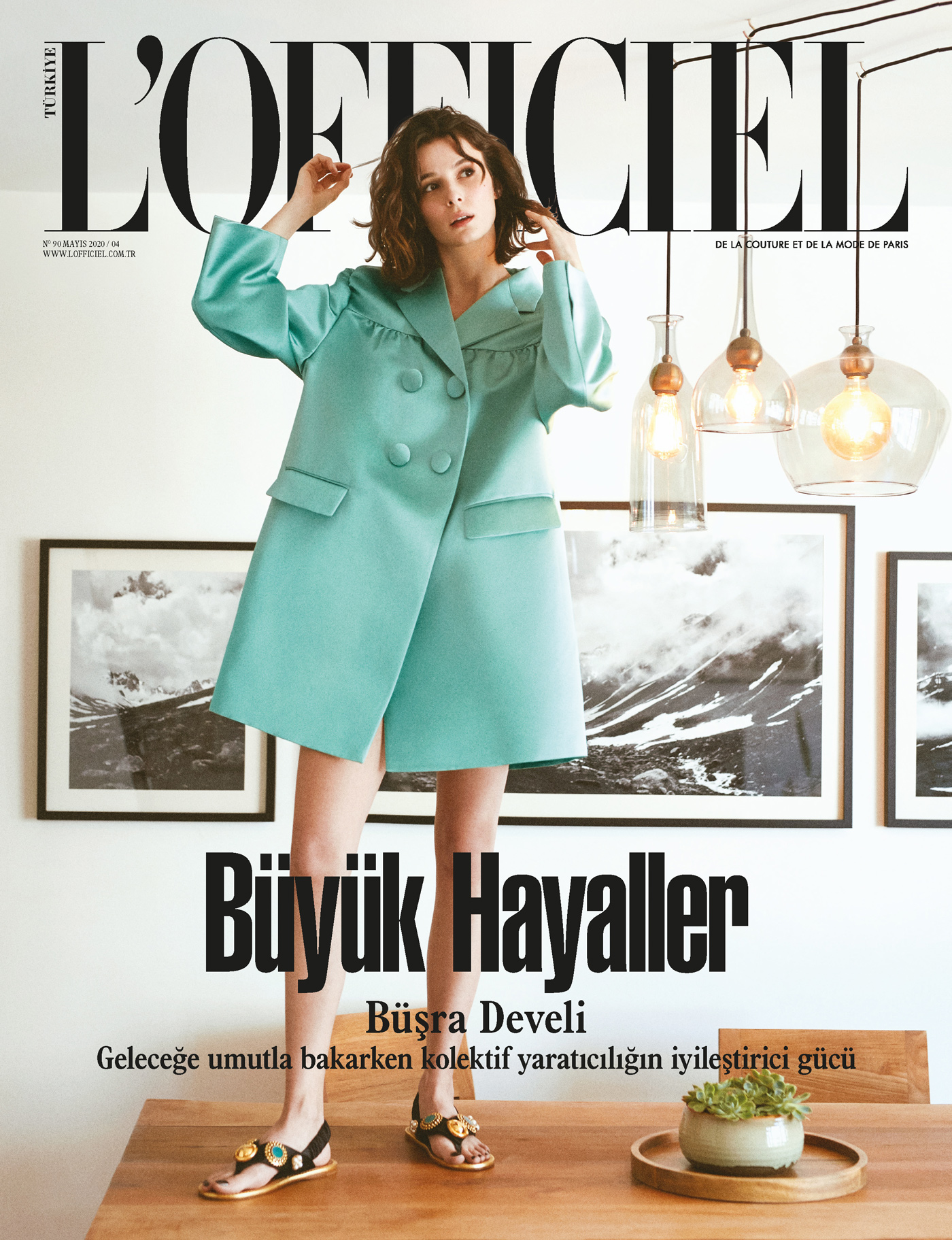 + L'Officiel / Büşra Develi