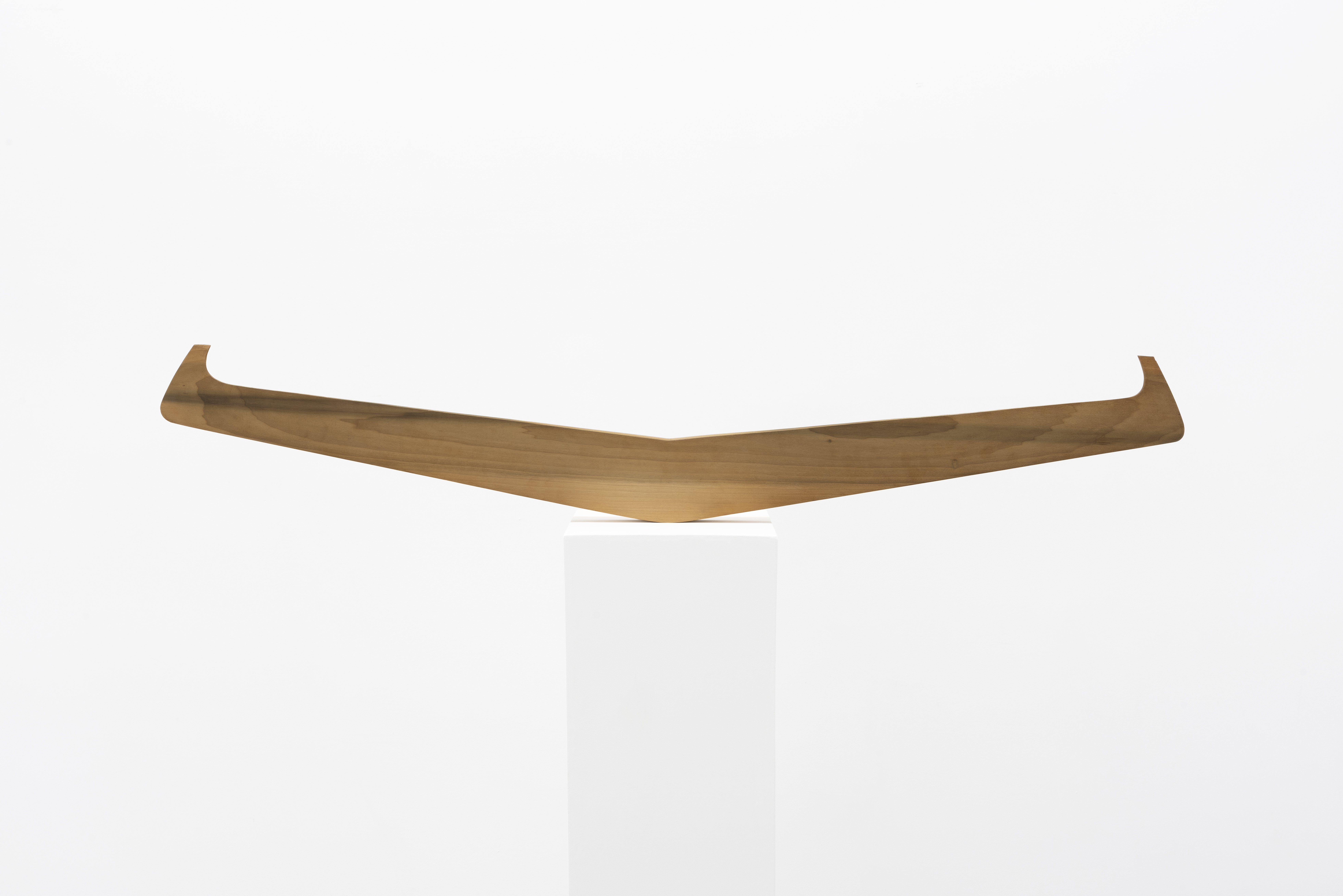 Shango, 1980-81, Nut wood, 12 x 59 1/4 x 1 3/4 in. (30.5 x 150.5 x 4.4 cm.)