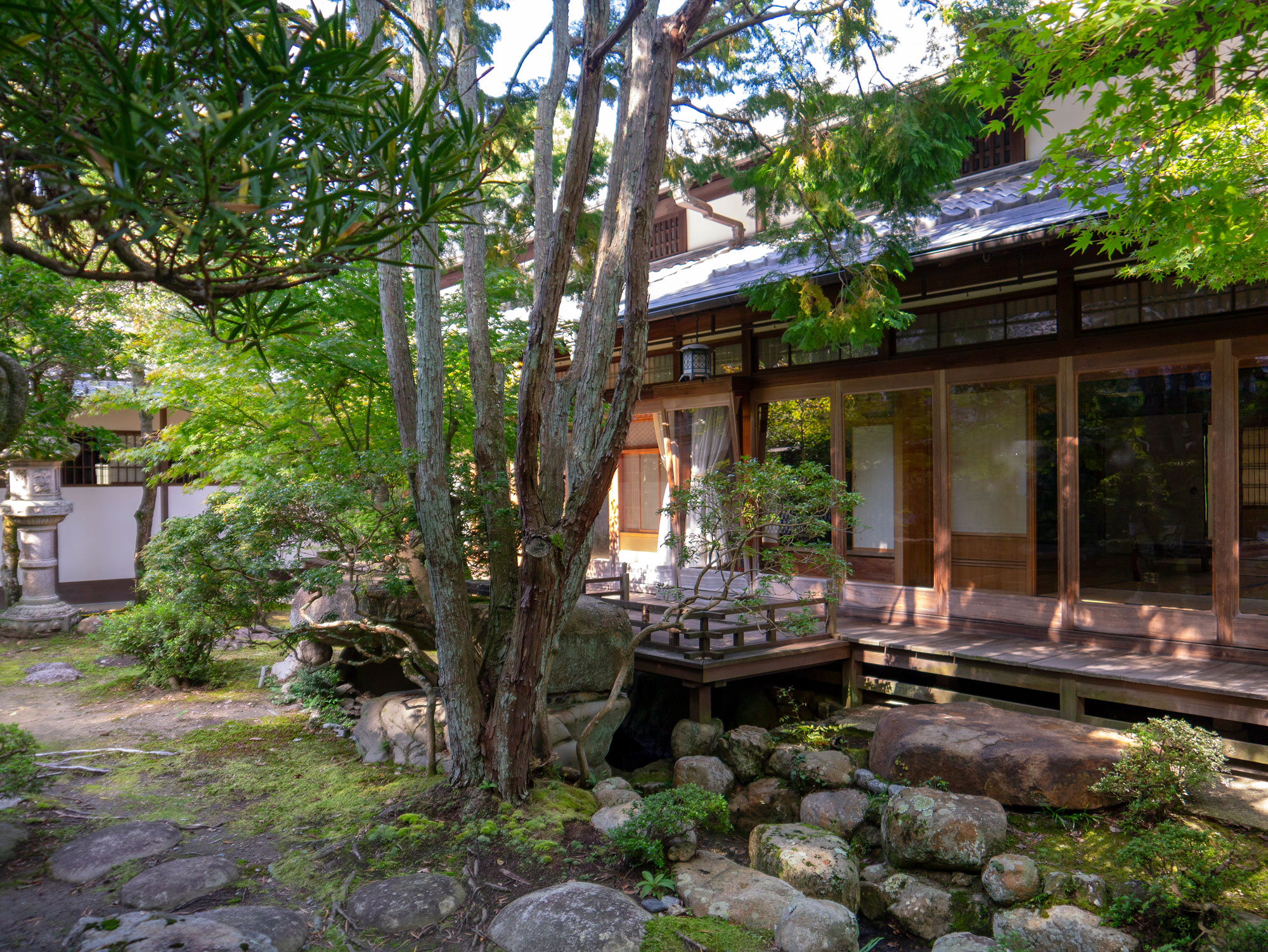 Yoshikien Garden, Nara