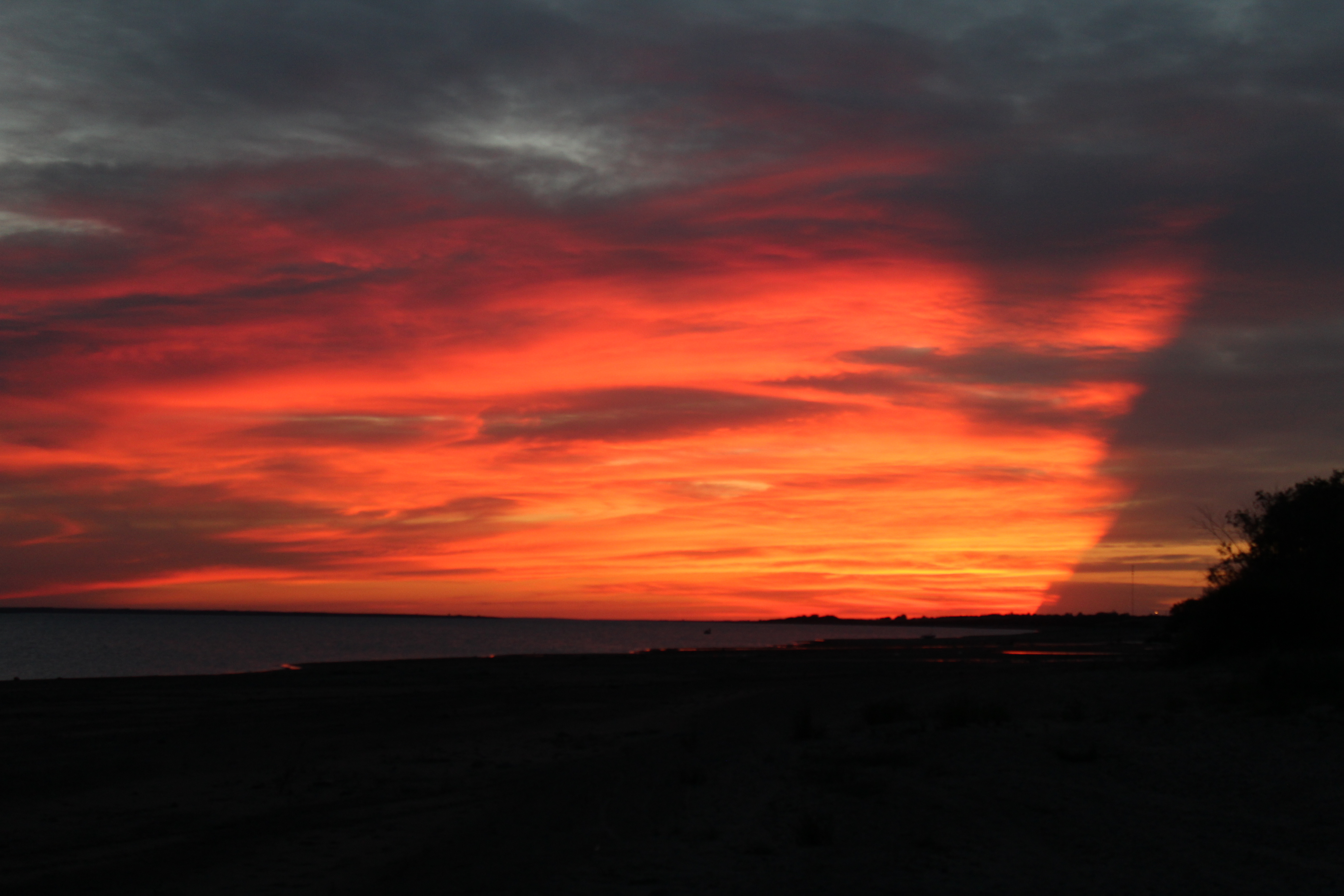 lake sunset | 2016 | lake diefenbaker, sk