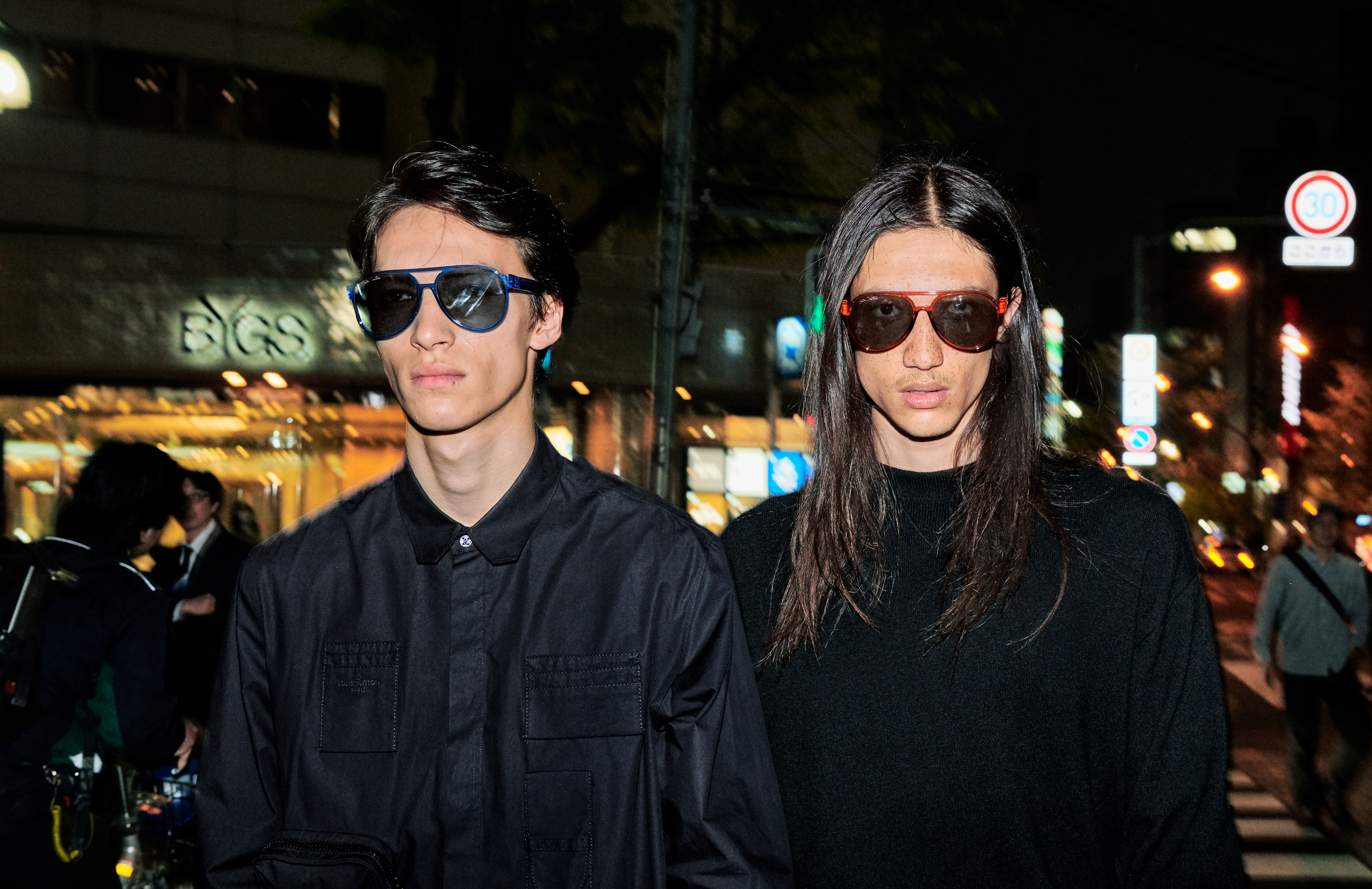 Louis Vuitton Men Black Sunglasses for Men