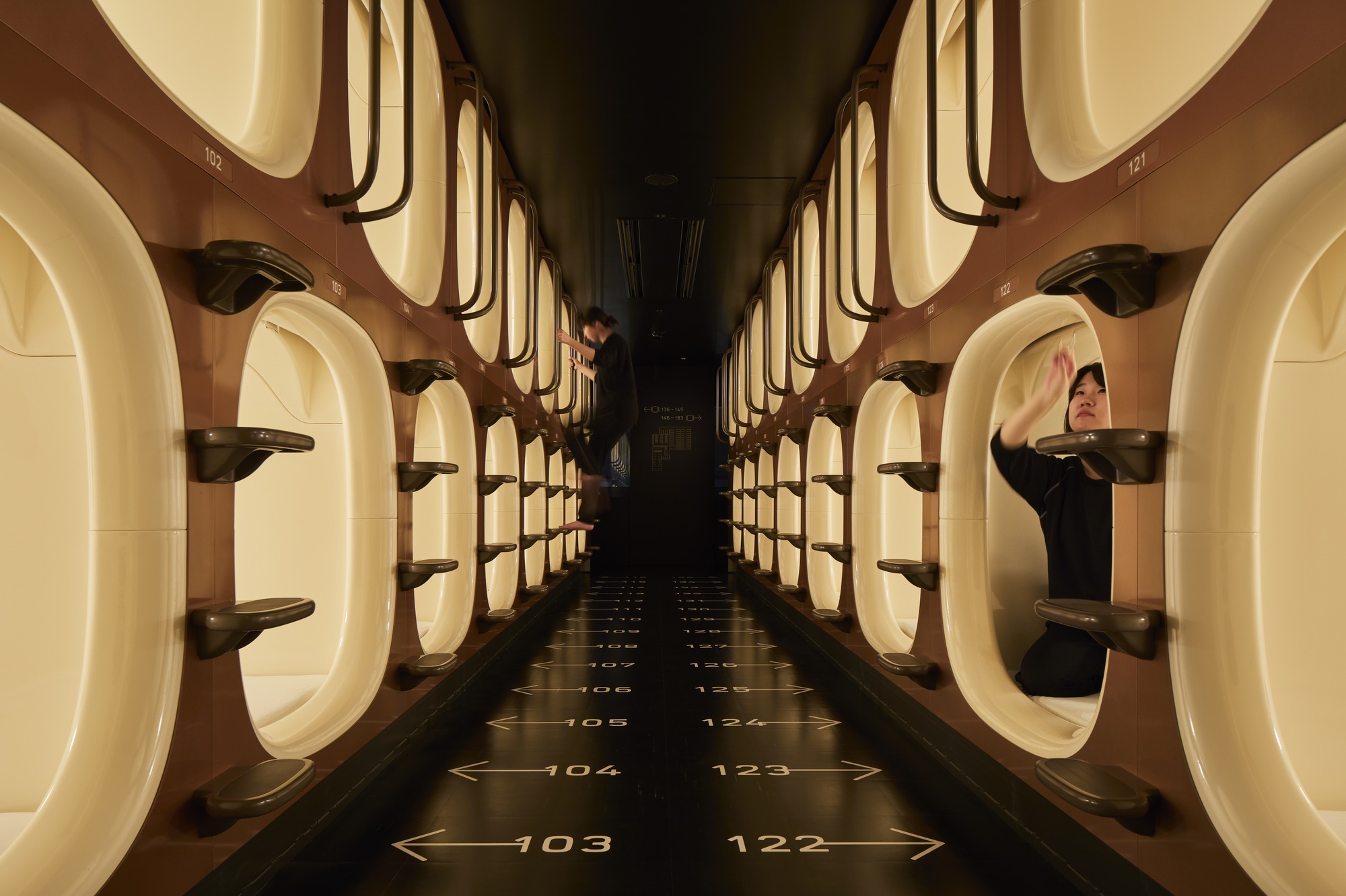 Capsule hotel, Japan