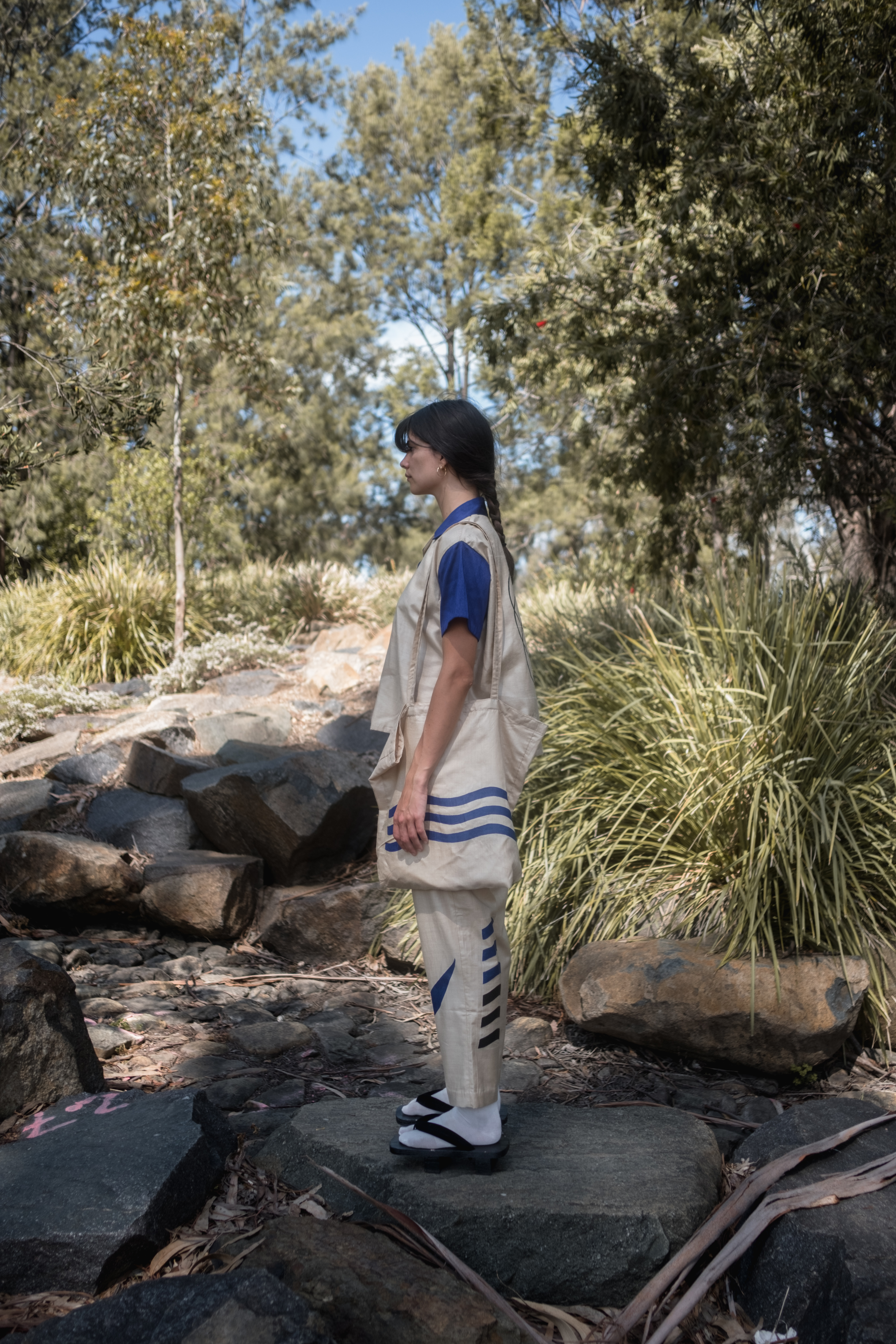 1 — BADAAM: MEETING PLACE