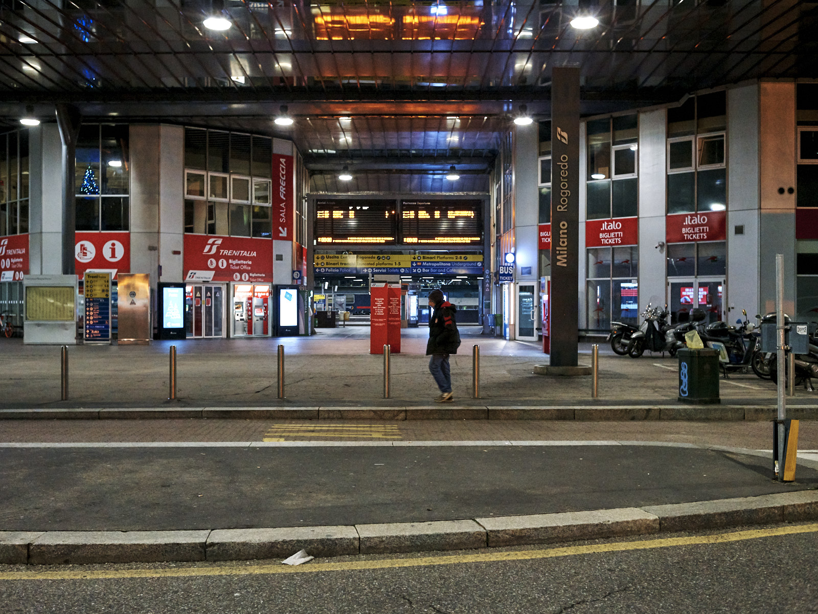 Train and Subway Station / Christmas, Rogoredo, 2019