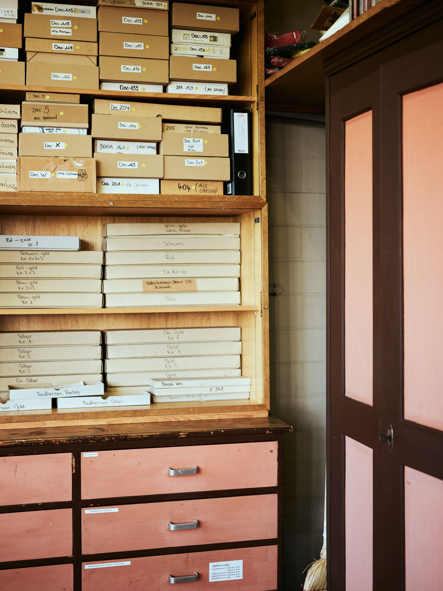 Globus, Kerzenmanufaktur Herzog, 2019