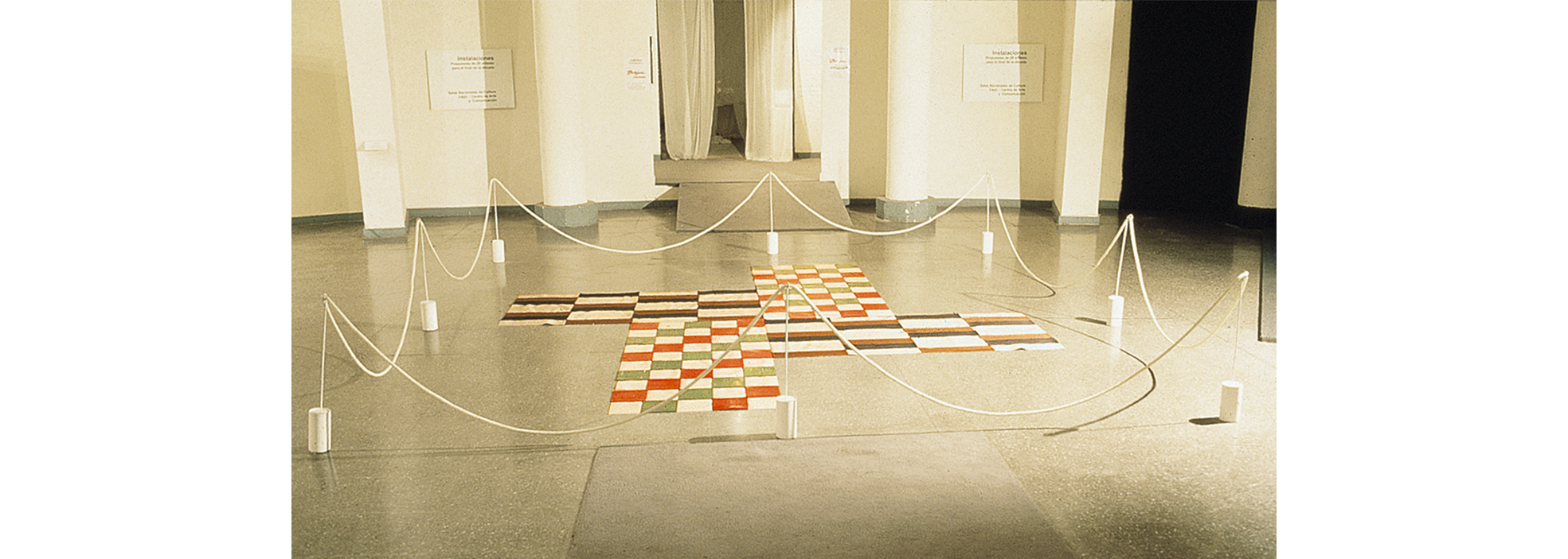 Sin Título, 1993. Collage de pisos vinílicos. Palais de Glace, Buenos Aires, Argentina.