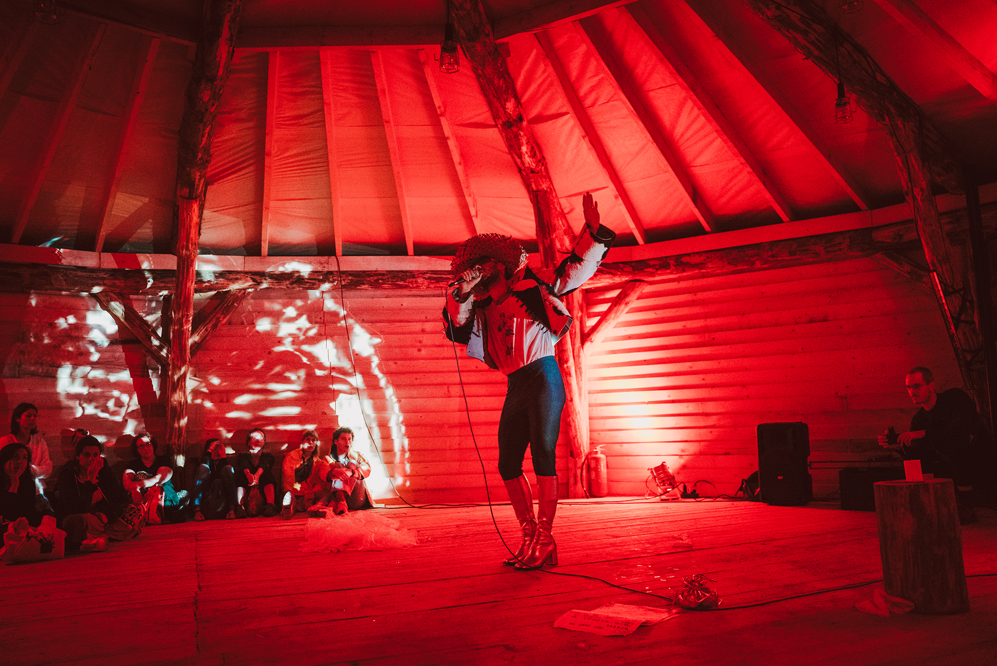 "Mediocre Drag performance" 