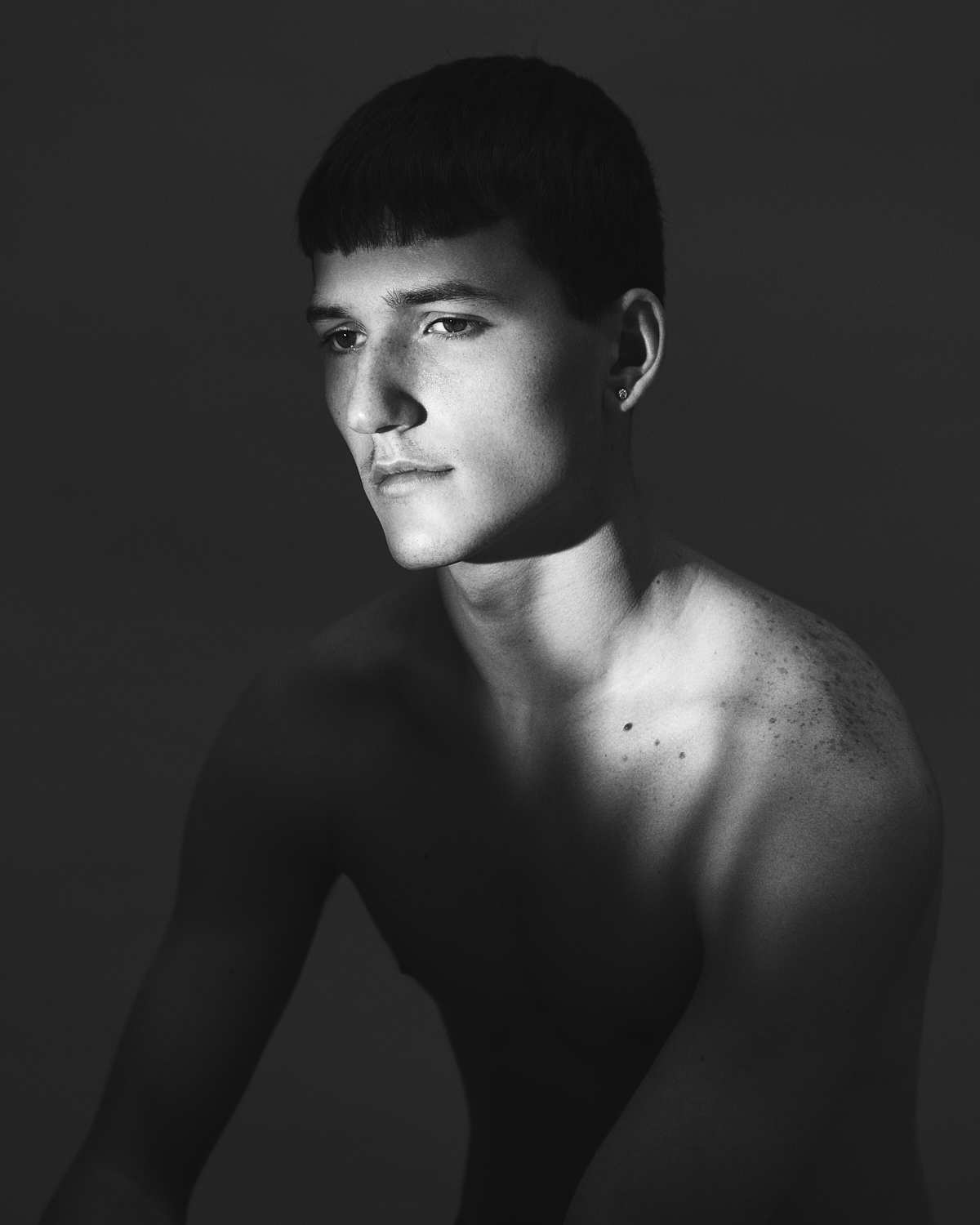 Ervin Hajdarmata, Model.