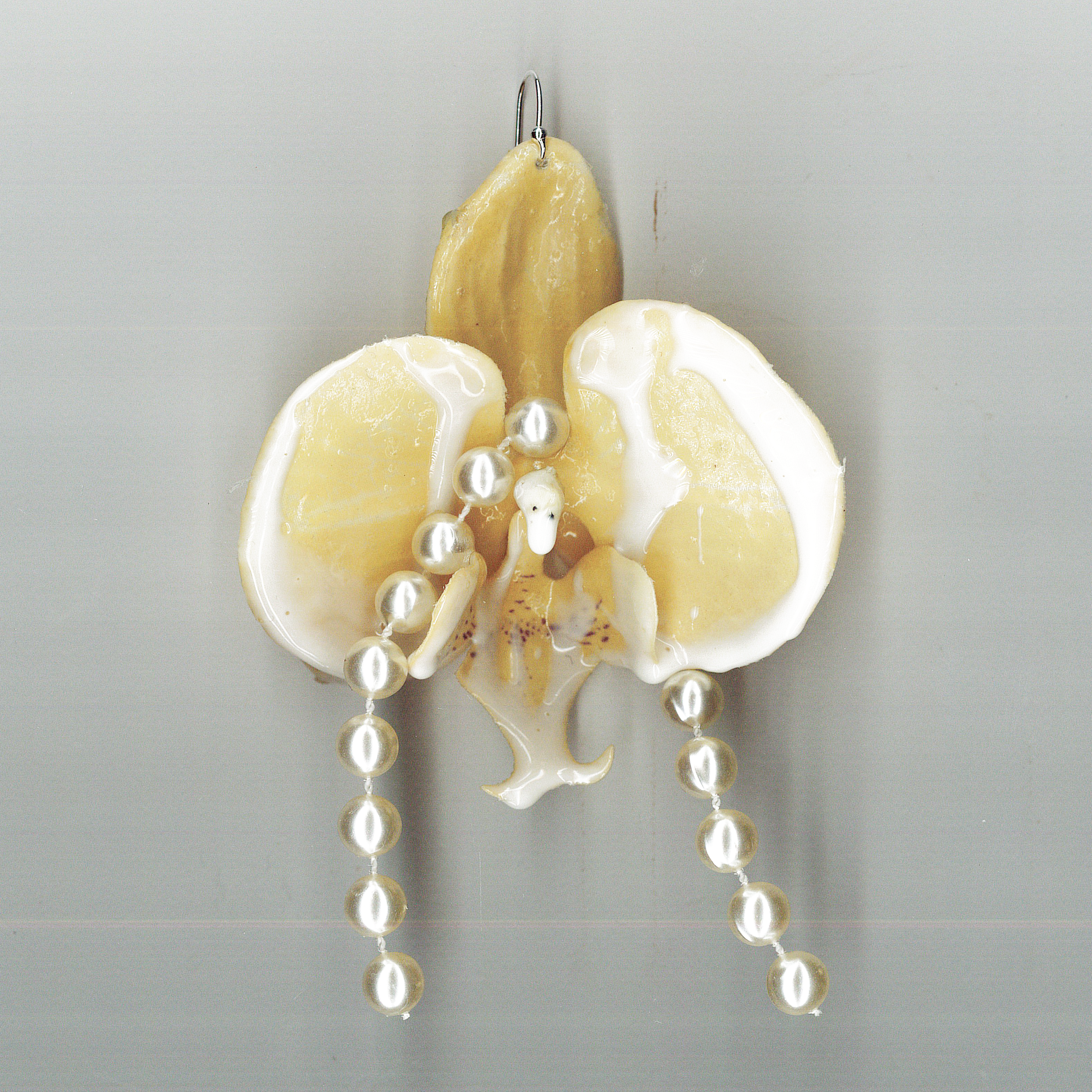 0151-00 MILKY ORCHID EARRING | 225 sek/pc