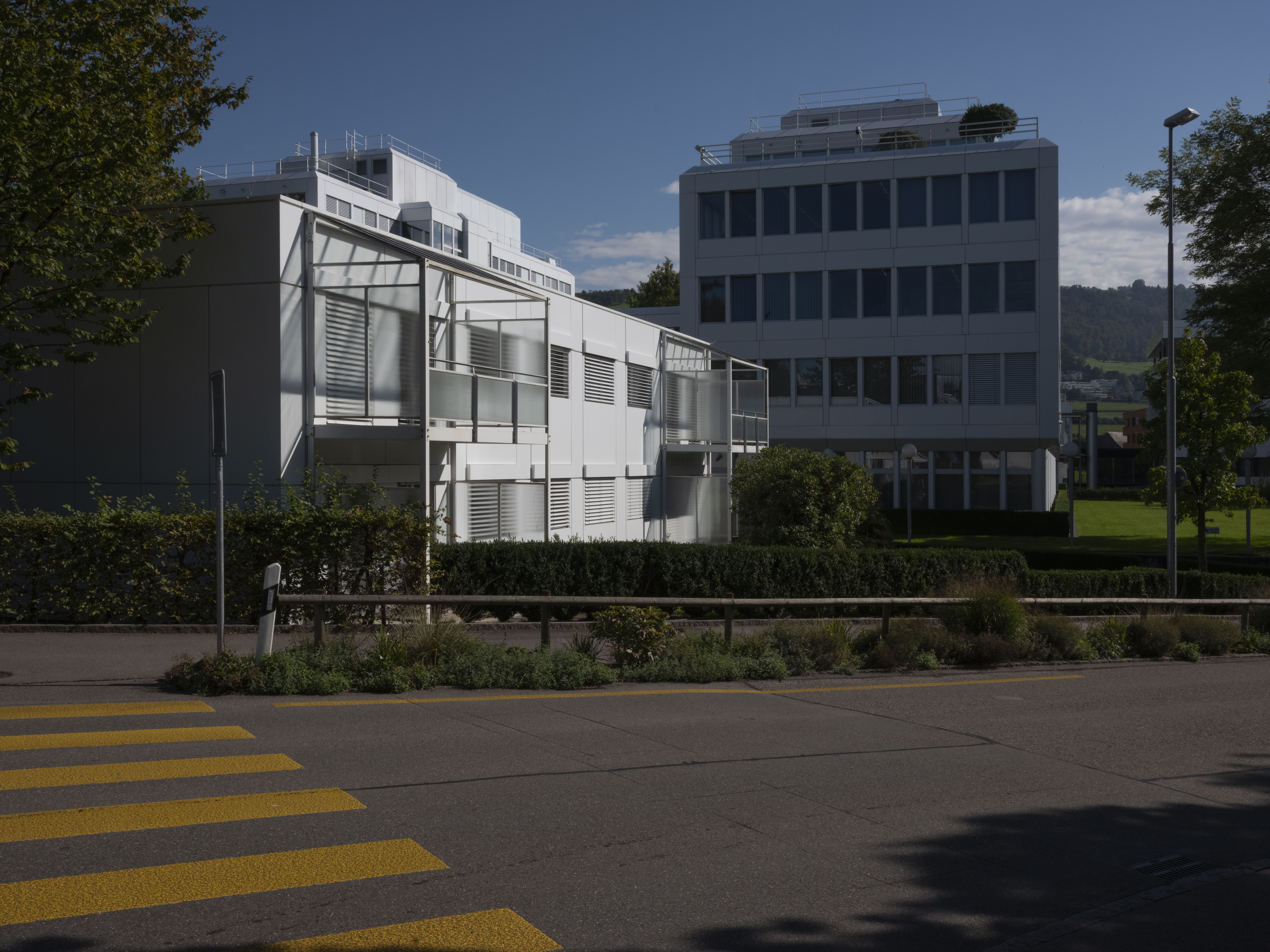 Glencore joue un rôle clé dans la gestion des actifs de Deripaska : l’oligarque a gardé 35 % des droits de vote d’EN+ alors que Glencore détient 10,55 % et la banque étatique russe VTB 7,35 %