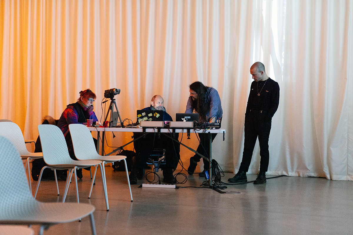 Alex Chechile and Nick Sadler with Niblock and Liberovskaya ↑