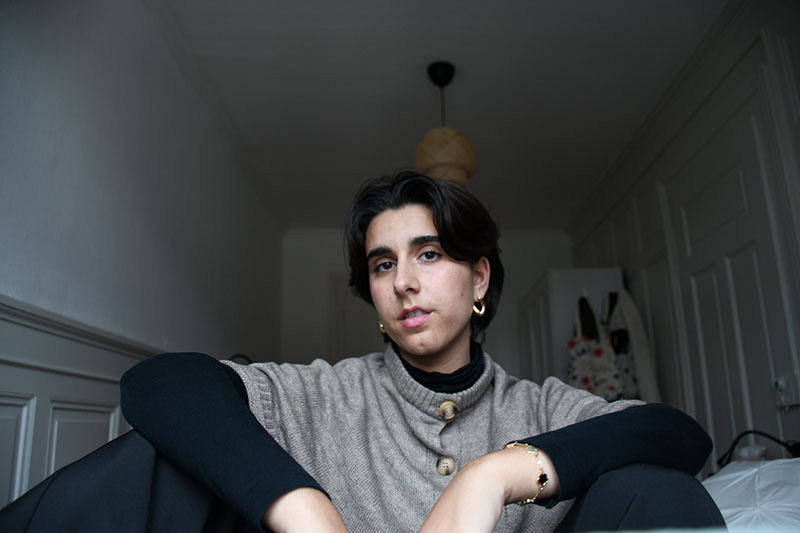 Selbstportr&auml;t- Lia: hilfsbereit, empathisch, nachdenkend