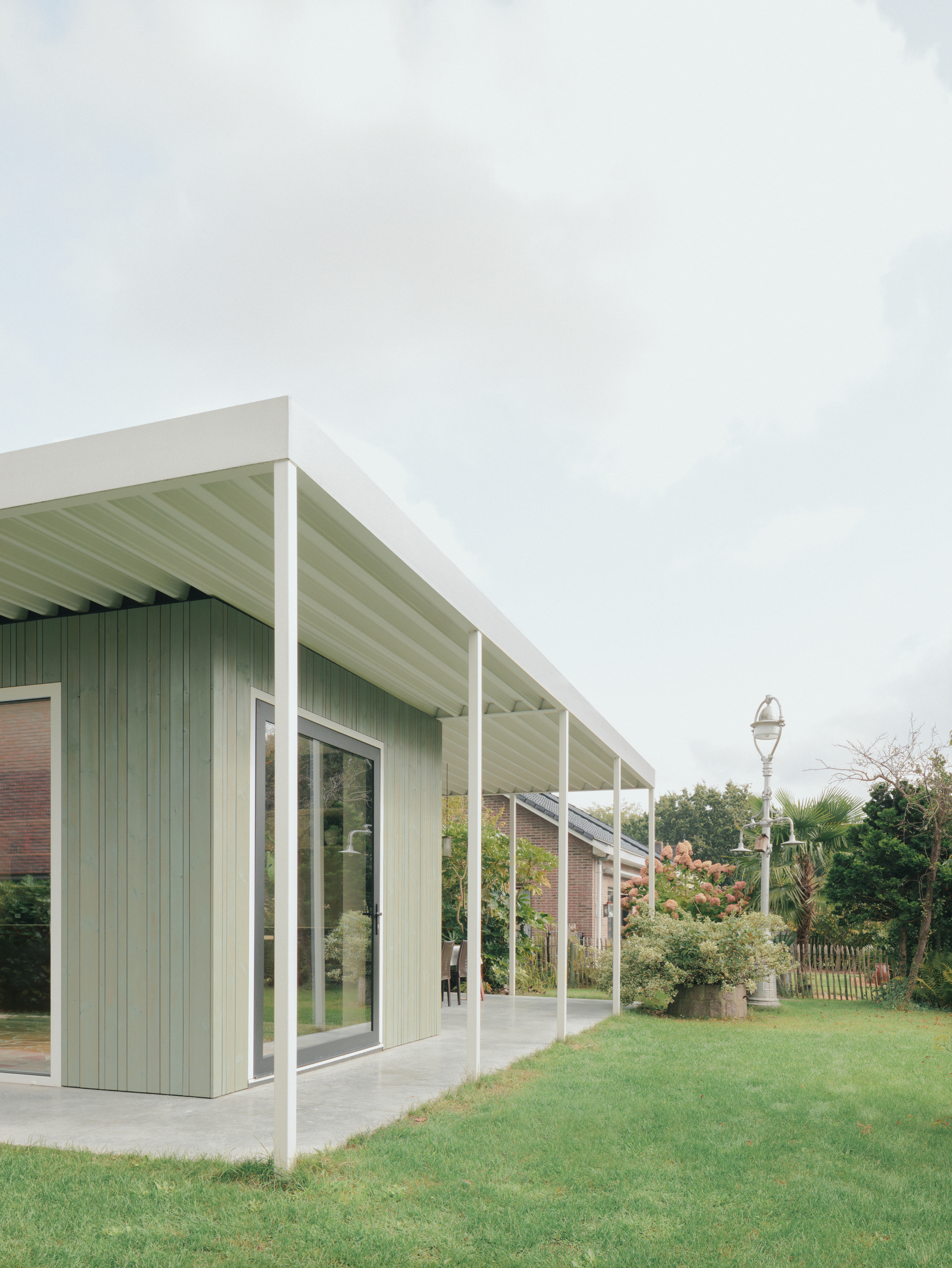 renovation house Water Lily - Corbey Ringoir