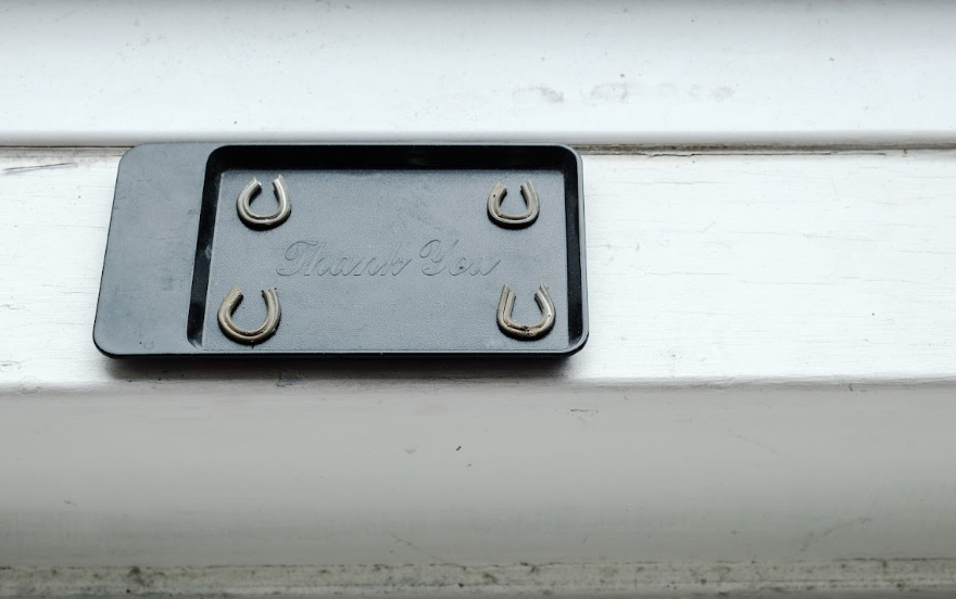 bronze horseshoes, bill plate 2024