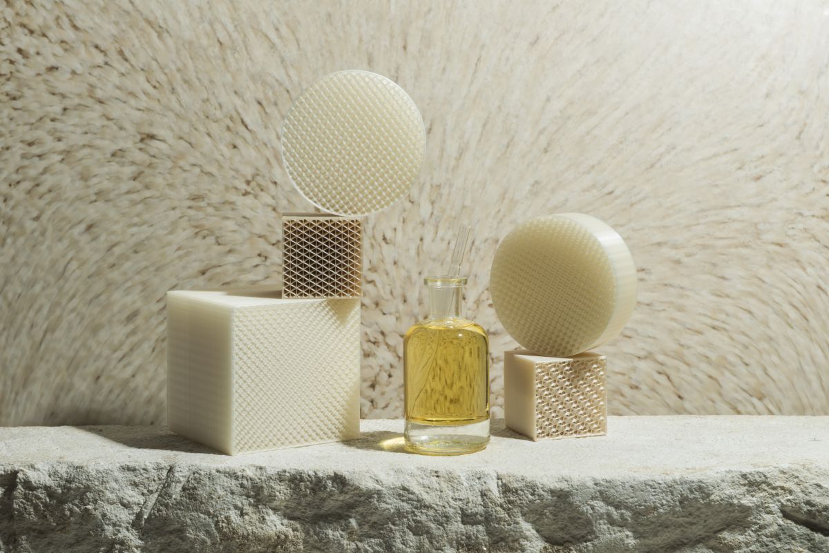 crafting plastics! studio 3D PRINTED ANALOG DIFFUSERS with YLANG YLANG and GINGER essences 3 types of sets available