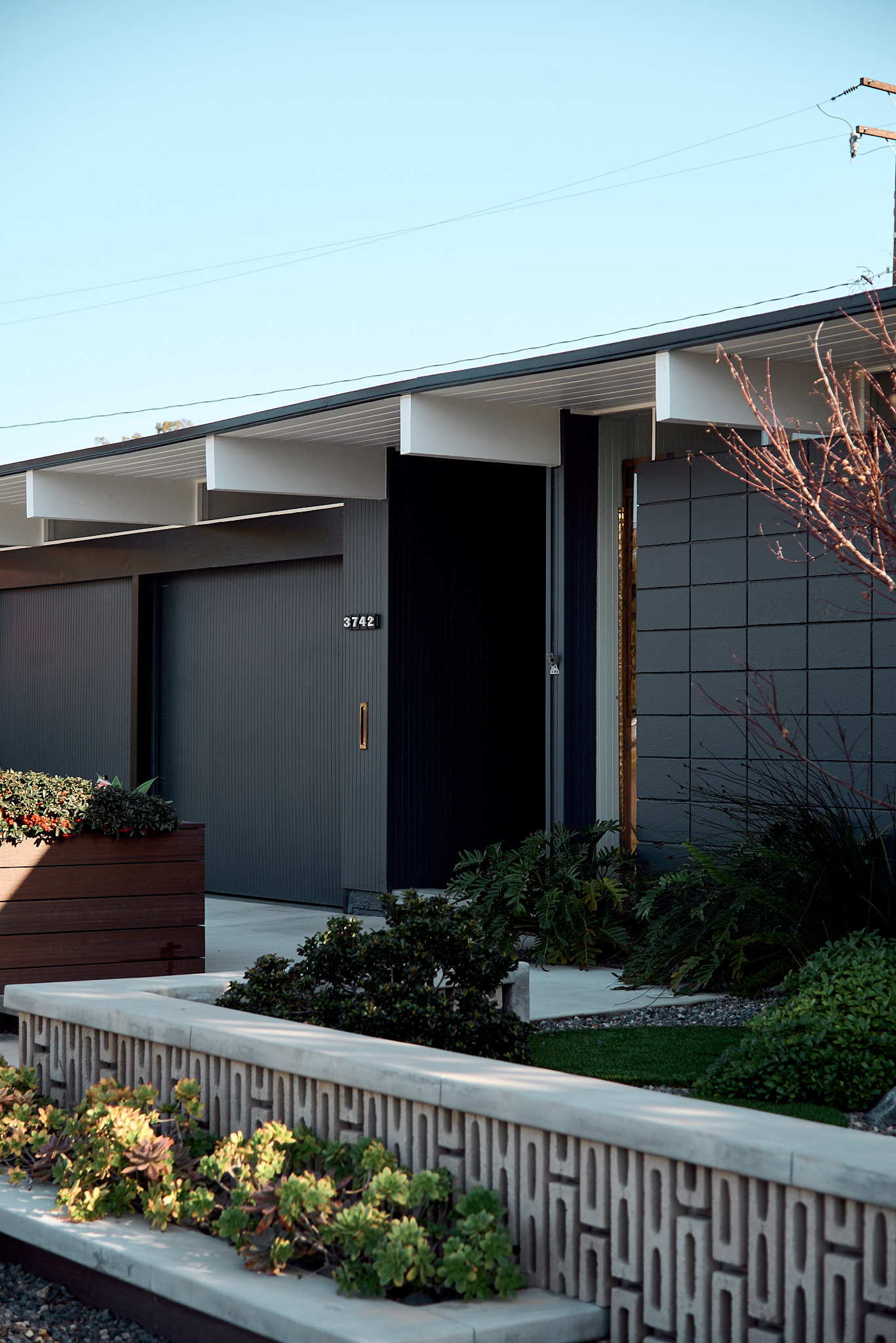 Eichler Neighborhood, Orange, CA