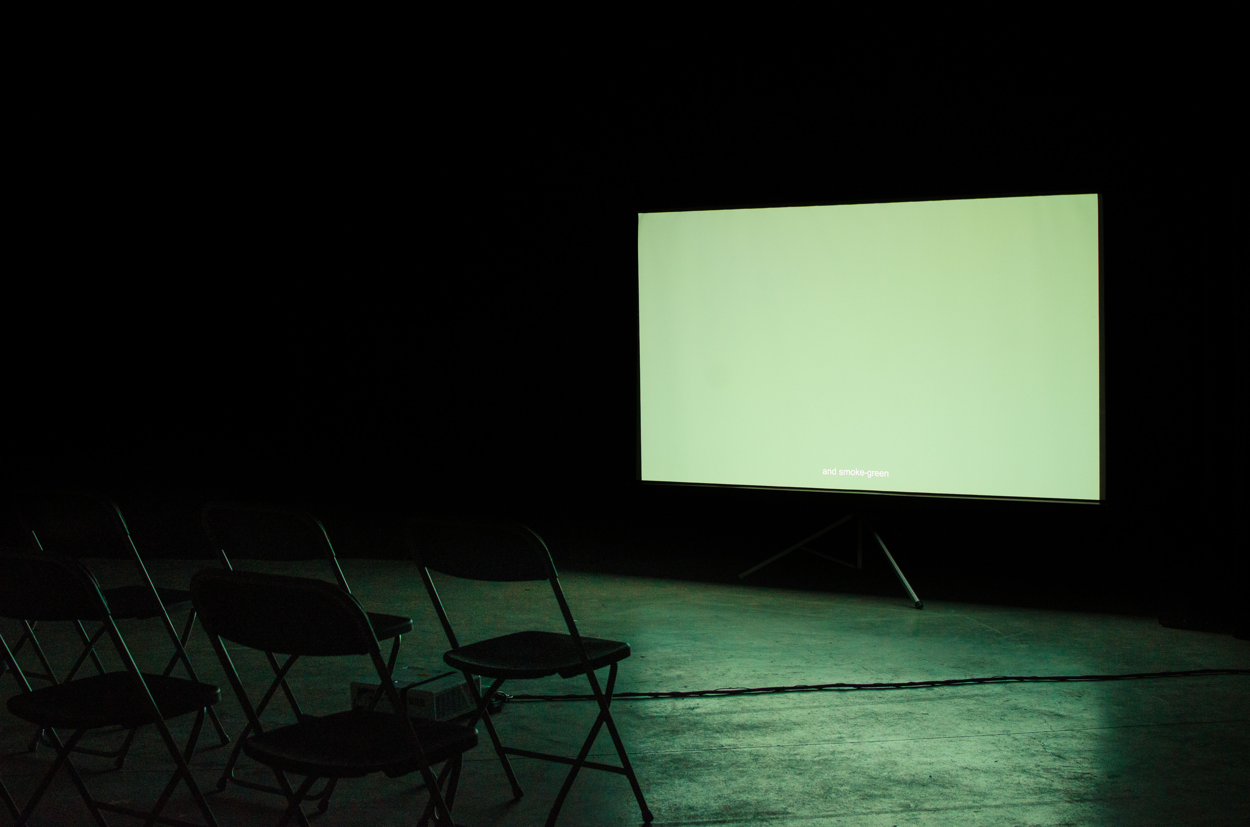 Vista de la instalación Vigor en LUCA School of Arts en Graduation Show 2021, foto de Eva Maria Bouillon