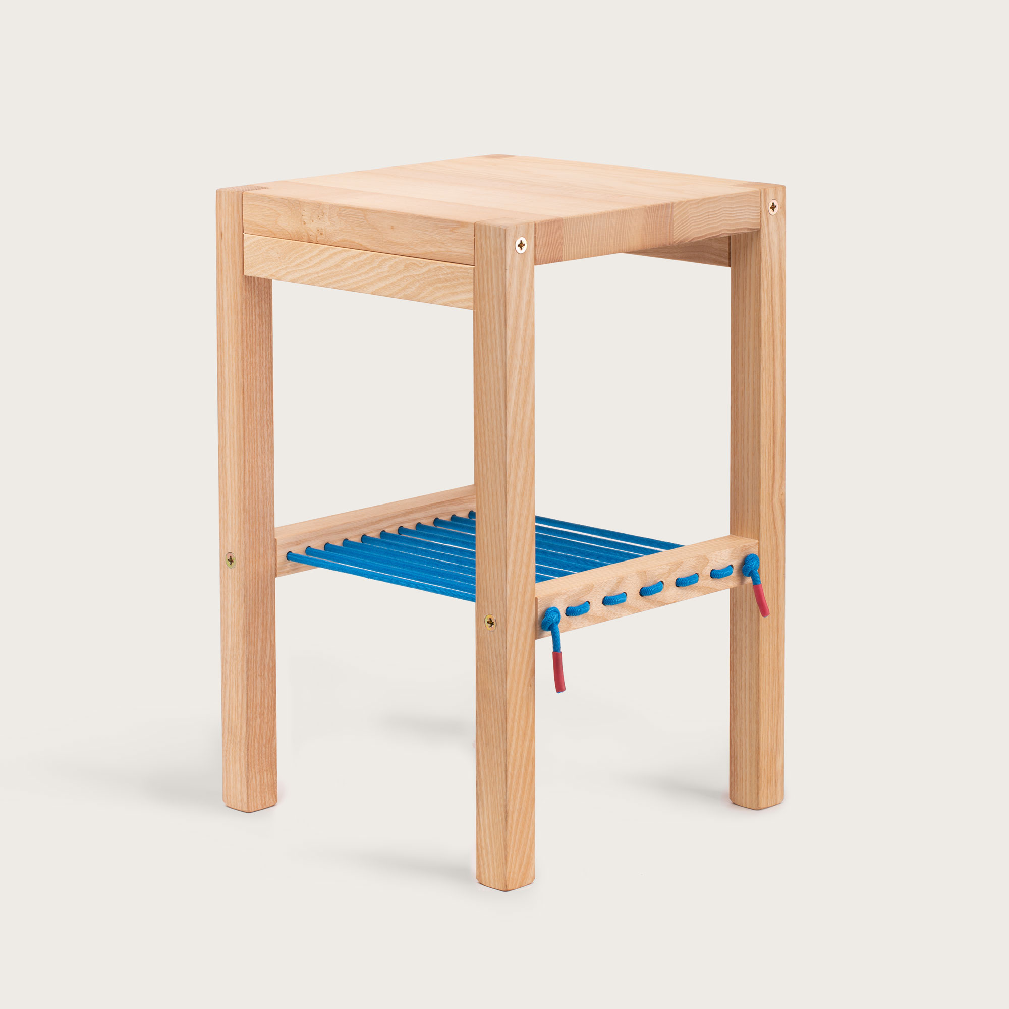 Tear Stool — Regular — 120€