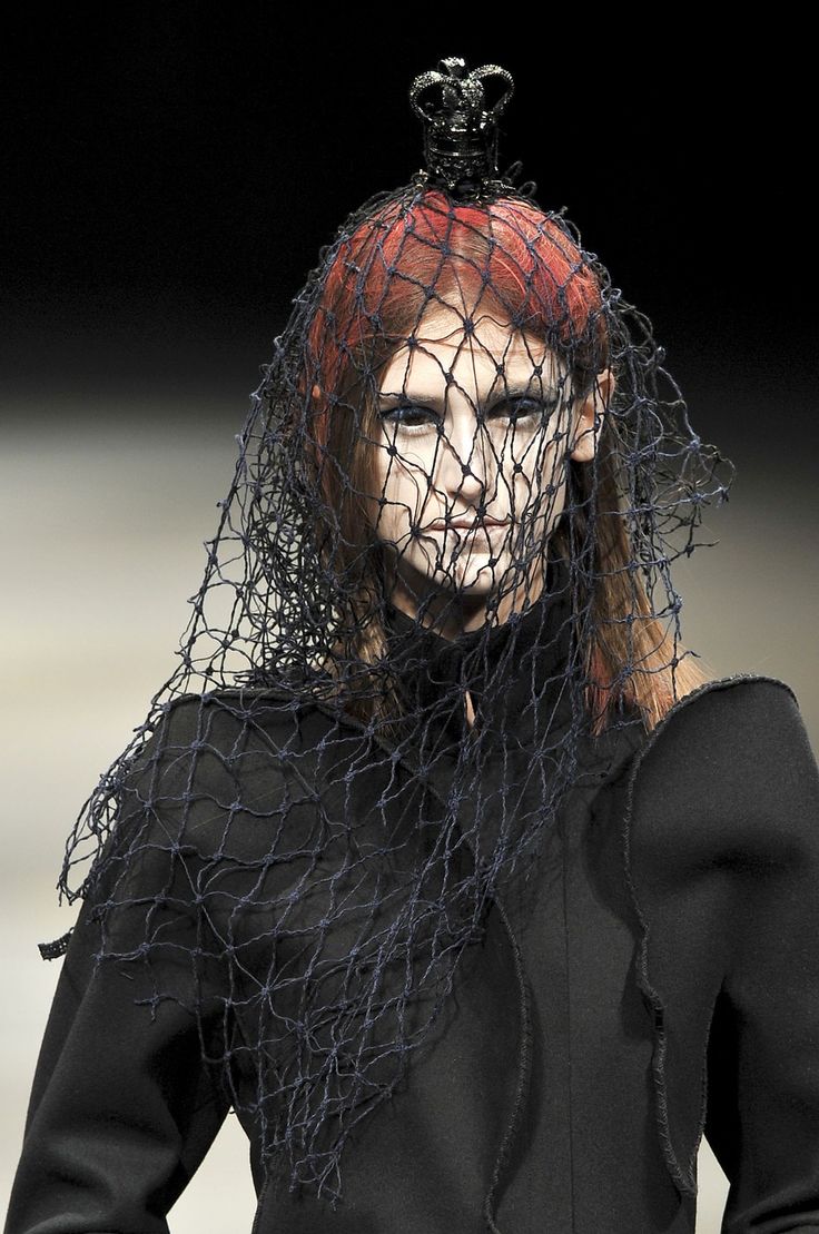 Yohji Yamamoto F_W 10