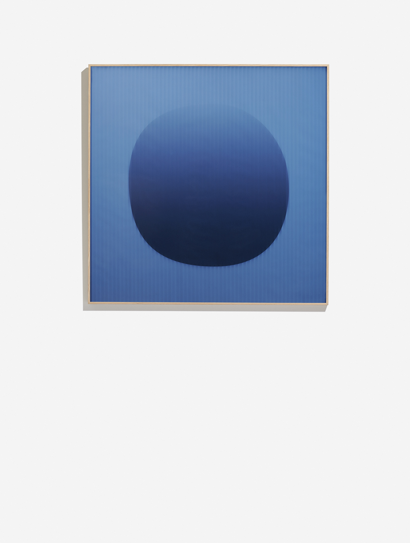 Dimitri Bähler, Material Image (Blue)