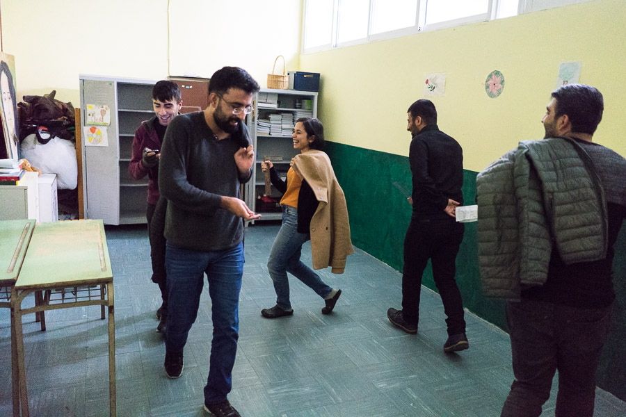 R&eacute;p&eacute;tition de eware, sketchs comiques, tradition de Diyarbakir.