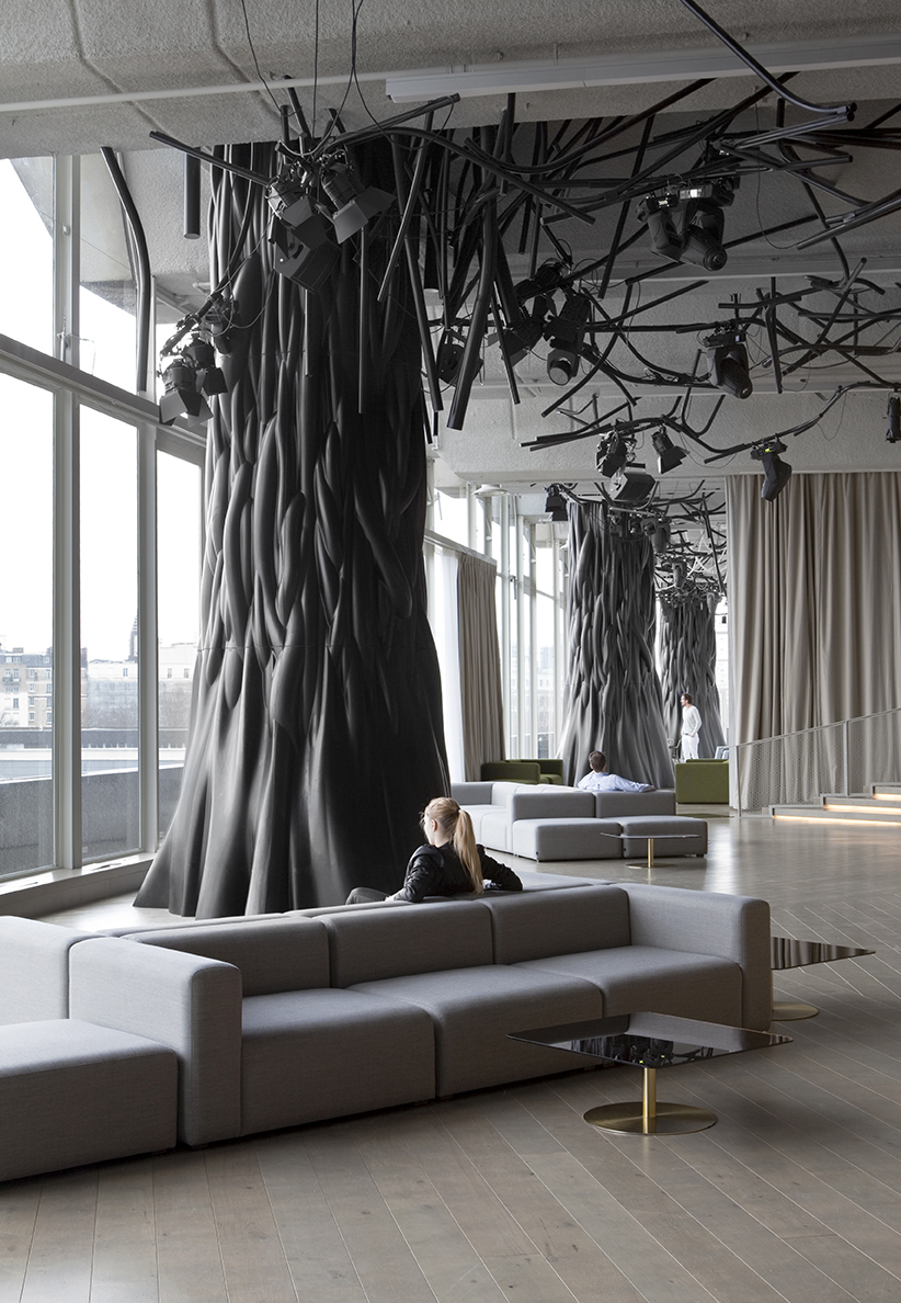 PHOTOGRAPHY RAF STUDIO OF ELECTRIC OF MATHIEU LEHANNEUR