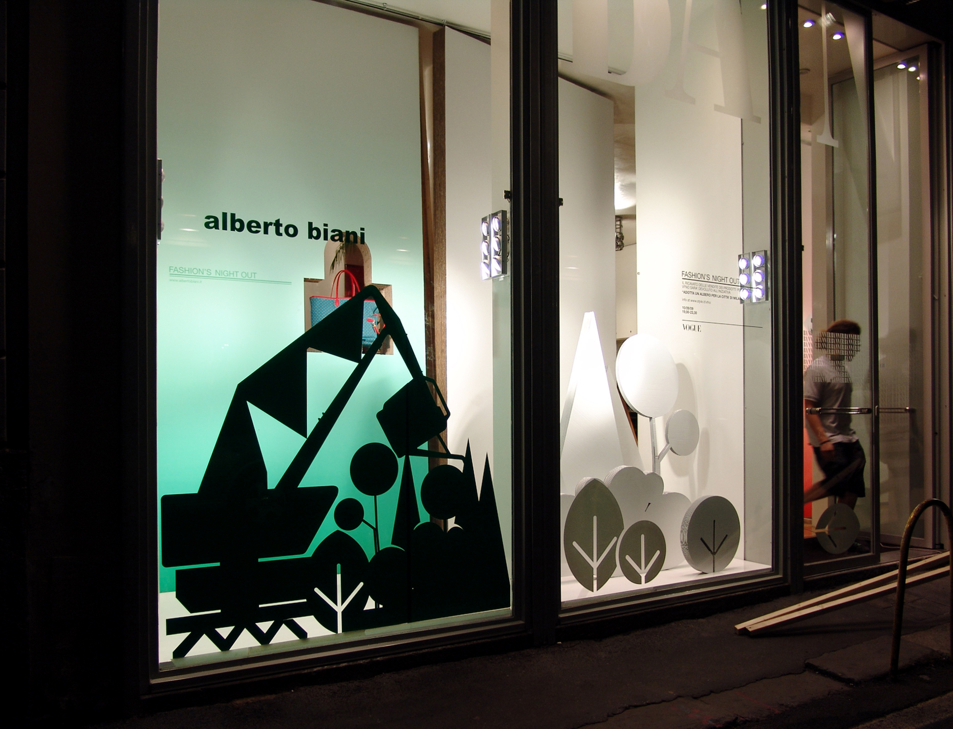 Italia Independent &ndash; VFNO. Window Exhibition Window display design for Italia Independent during Vogue Fashion&rsquo;s Night Out at Banner, Milan. Project designed in Change design