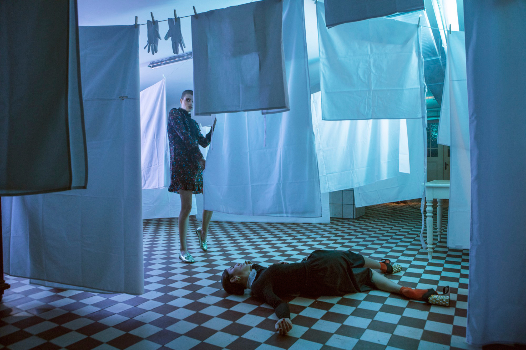 DM Magazine 'Murder Mystery', nov 2017, styling Elspeth Jenkins