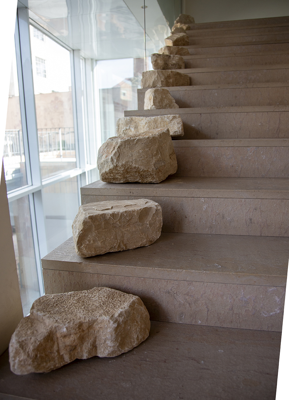 Instal&middot;laci&oacute; 2. 36 pedres. Pedra seca &copy; Albert Carreras, 2025