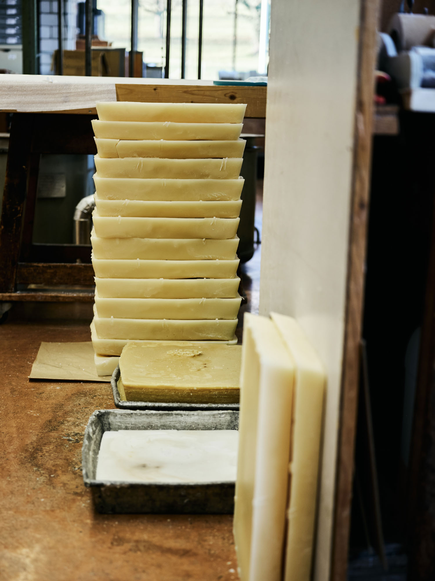 Globus, Kerzenmanufaktur Herzog, 2019