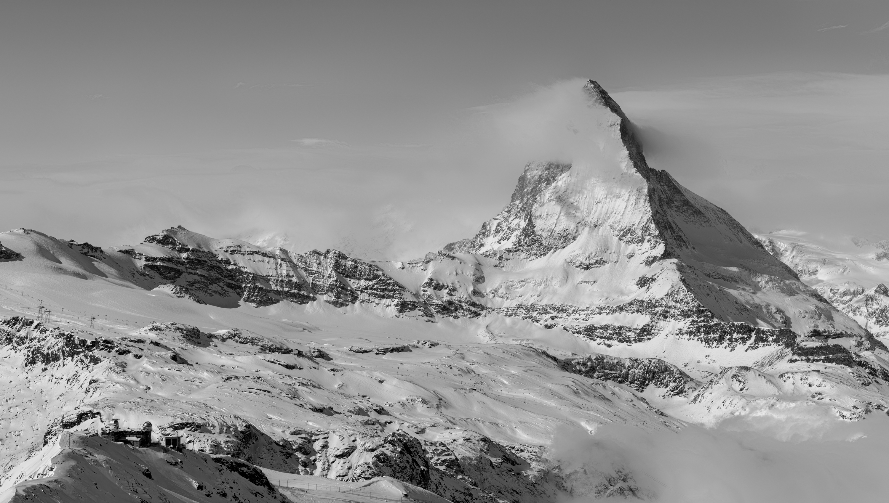 Vue de l'observatoire du Gornergrat et du Cervin.