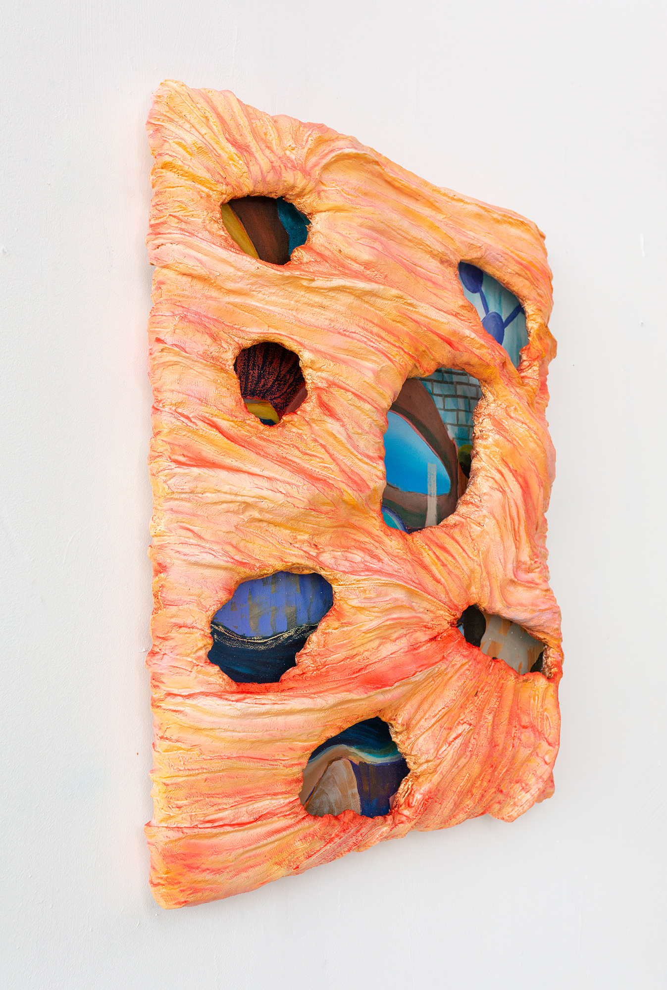 Lick my news, 56 x 47 x 9 cm