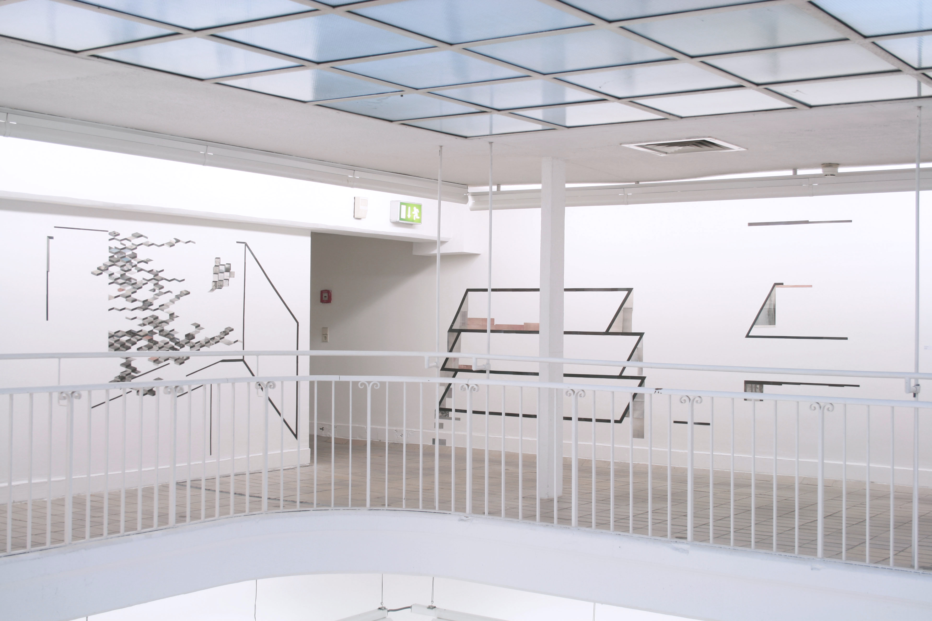 Ohne Titel, 2008,  temporäre Wandarbeit aus Zeitungsfotos, Freiburger Kunstverein