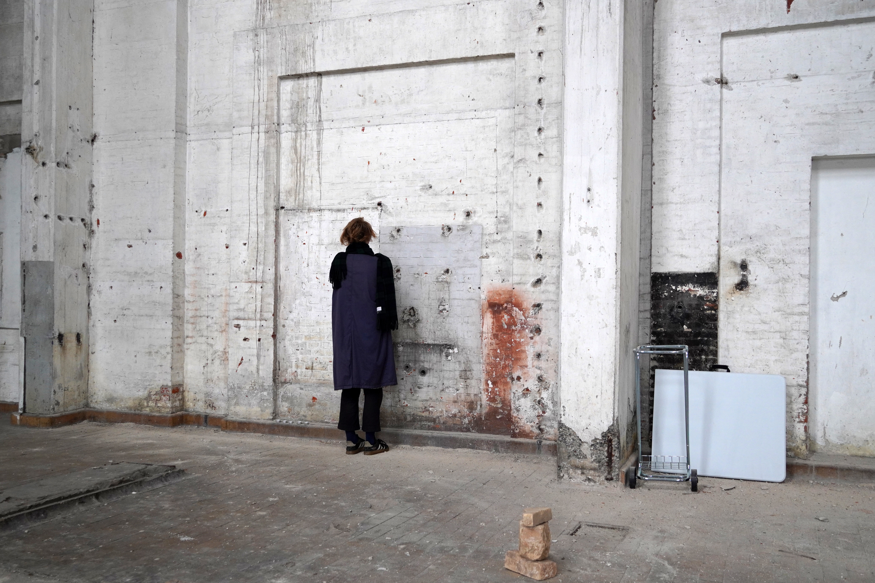 Documentation of the city walk "Working Histories Tour with Artists and Workers" by Social Sensibility R & D Department, Kunsthal Spritten, Aalborg, 2023 (photocredit: Rikke Ehlers Nilsson)