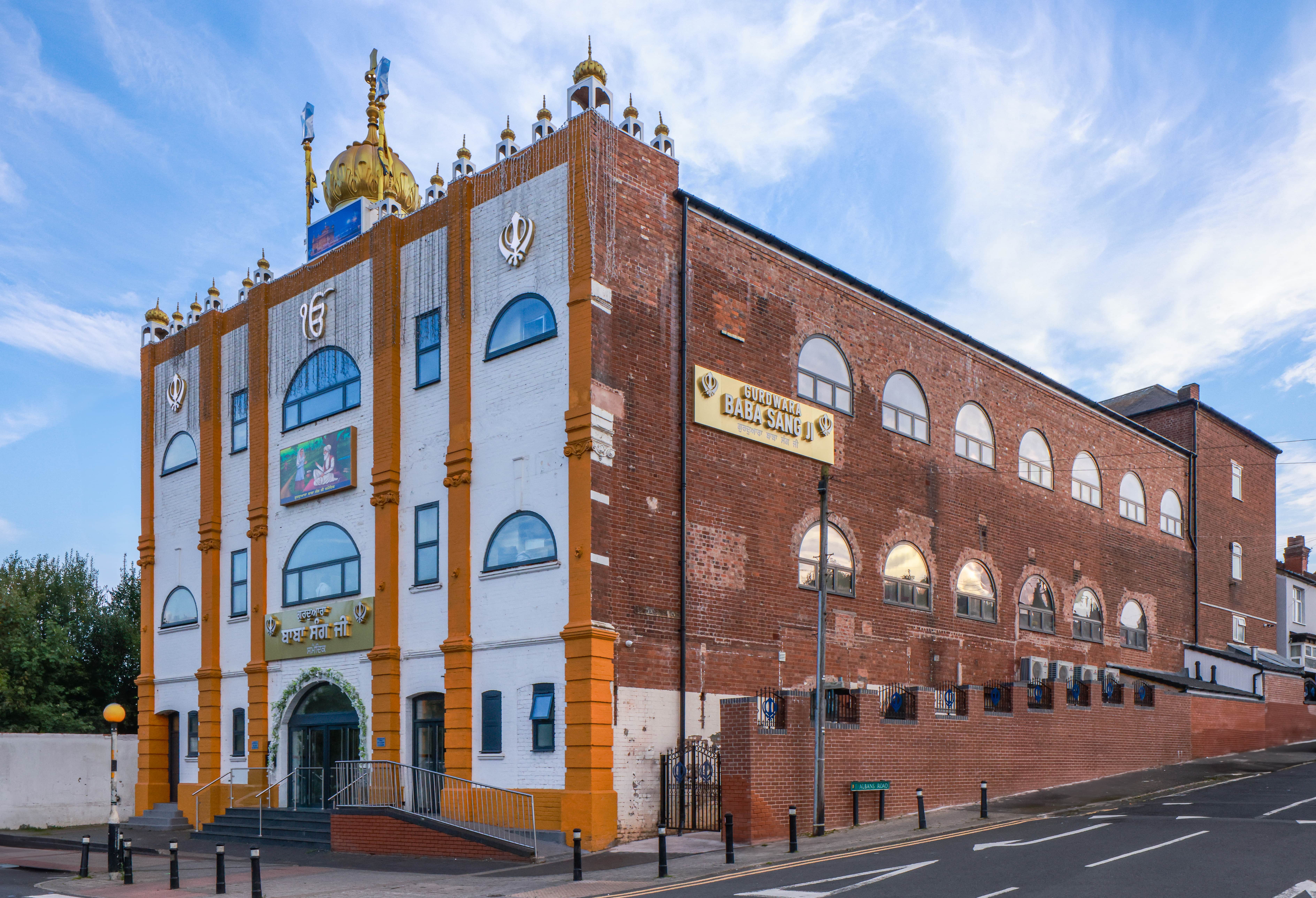 Gurdwara Baba Sang Ji, Former Empire Cinema, 1910, Smethwick, Birmingham. Photo credit: Sirj Photography
