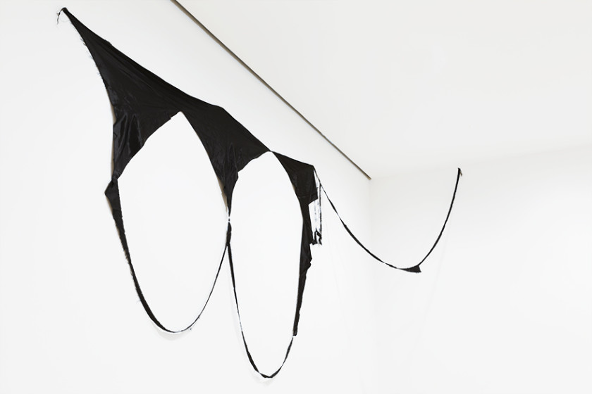 Marion Baruch, Two Happy Graduates, 2018, cm 264x400