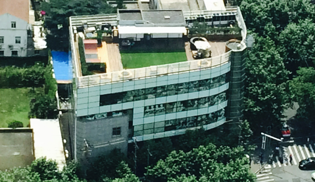 Next we stuck into the 35th floor of a neighboring office building for a high angle photo