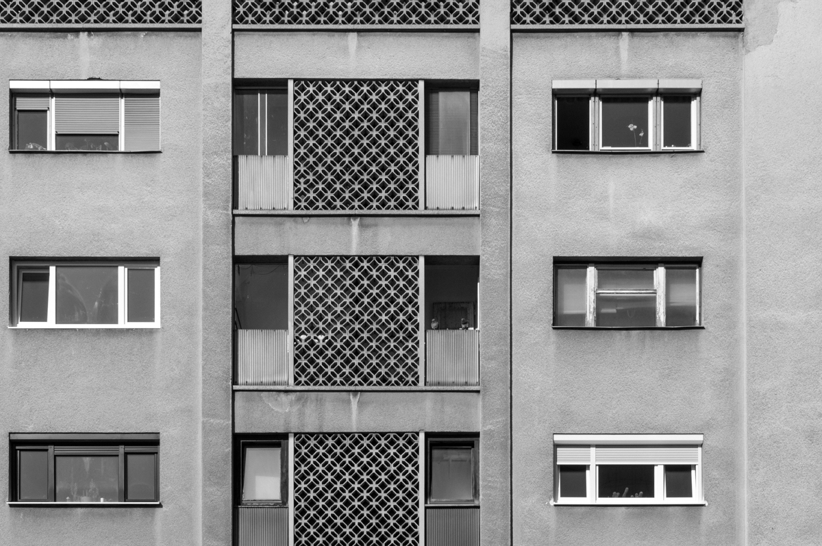 Stanovanjsko-poslovna stavba ob Dunajski, Einspielerjevi, Ljubljana / 1955, Pavel Goestl