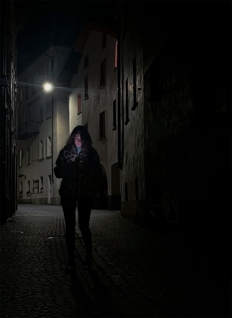 Einsamkeit der Nacht: Die belastende Melancholie des Heimwegs