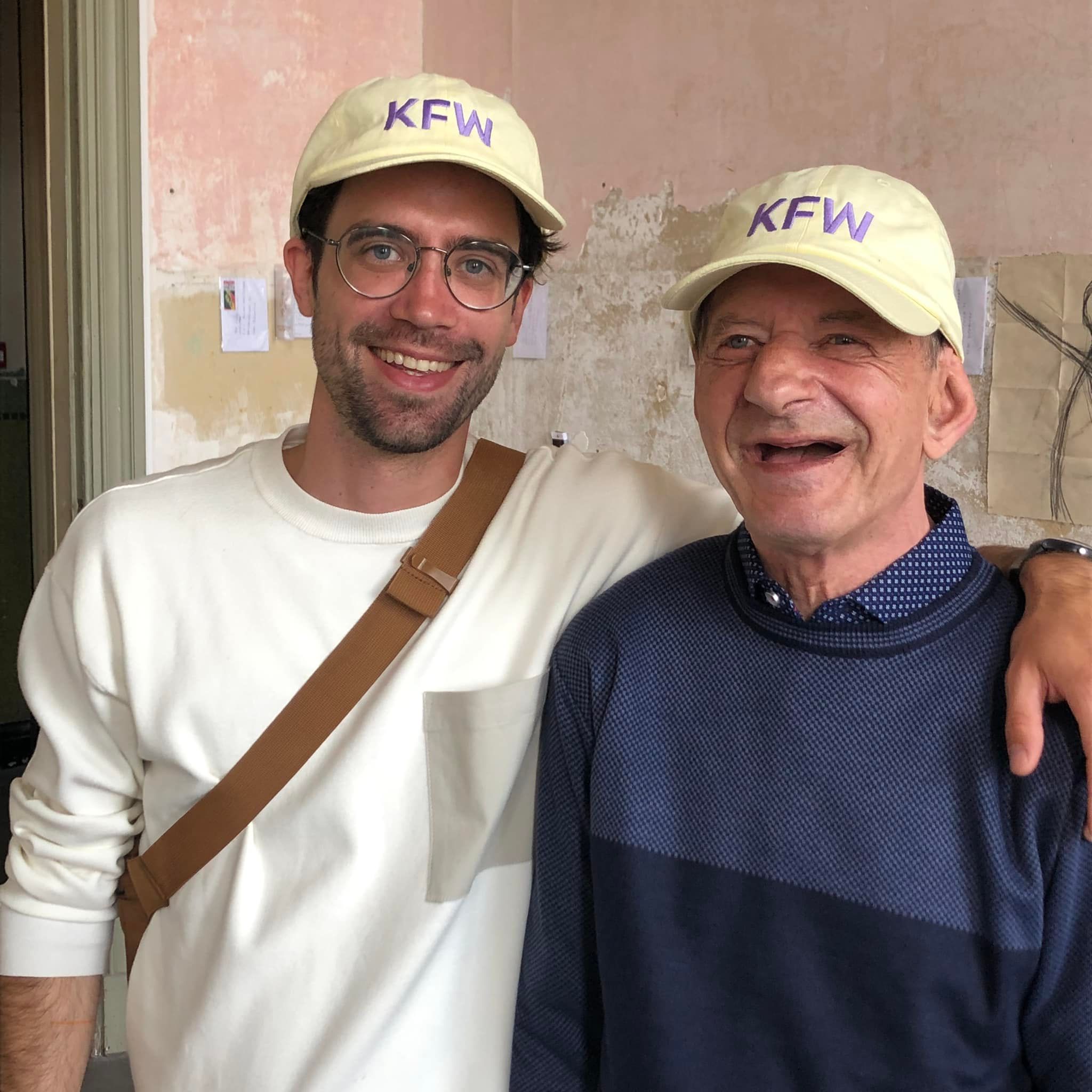 With my bro!  ‘Stylo’s, Golven en de E19’, Kasteel De Lovie, 2/07 - 4/09,  Kunstenfestival Watou