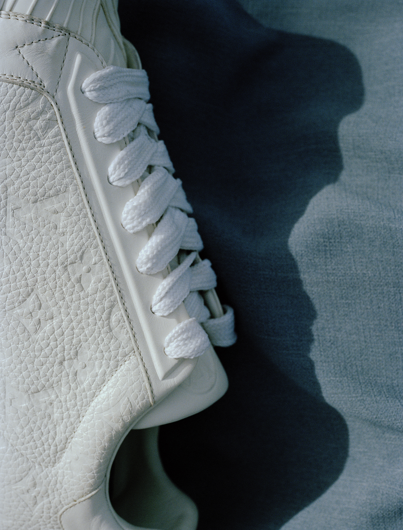 Stella Maris: Louis Vuitton special - Port Magazine. (4/9)