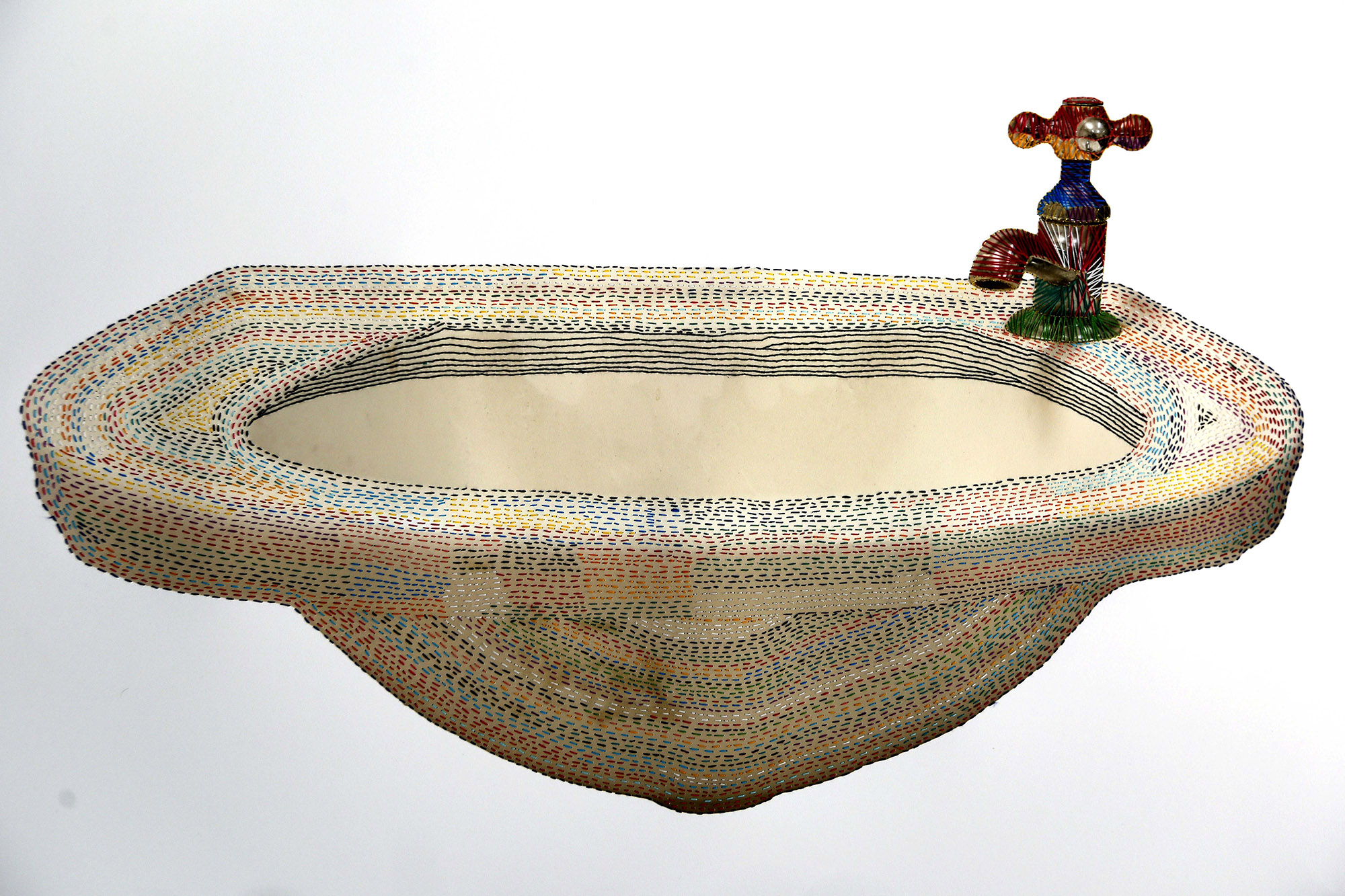 Lavatório, 2022. Bordado sobre fotografia impressa em Papel Hahnemühle, 60 x 90 cm.