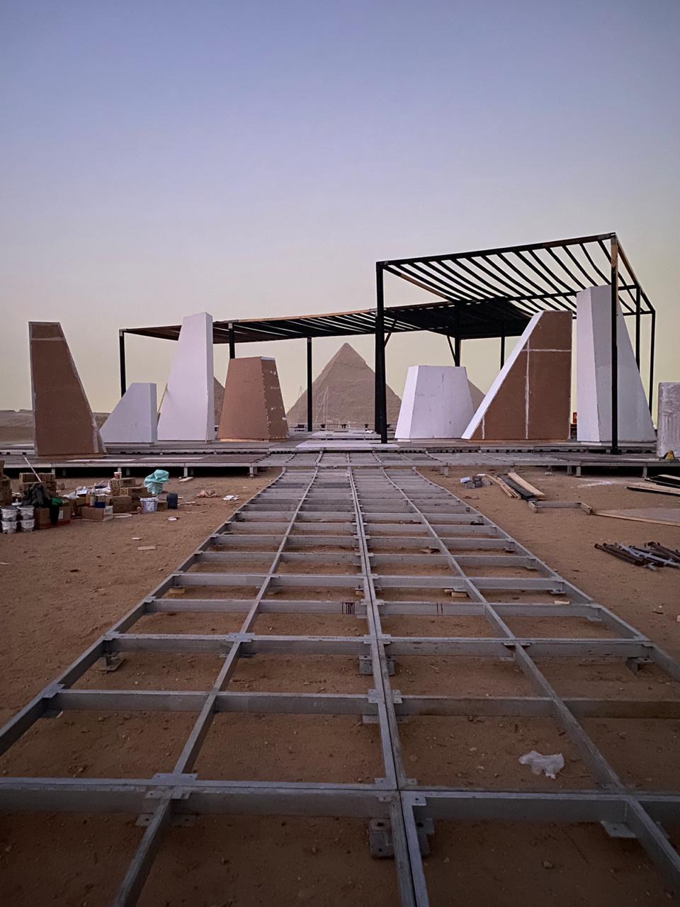 ENTRANCE LAYOUT