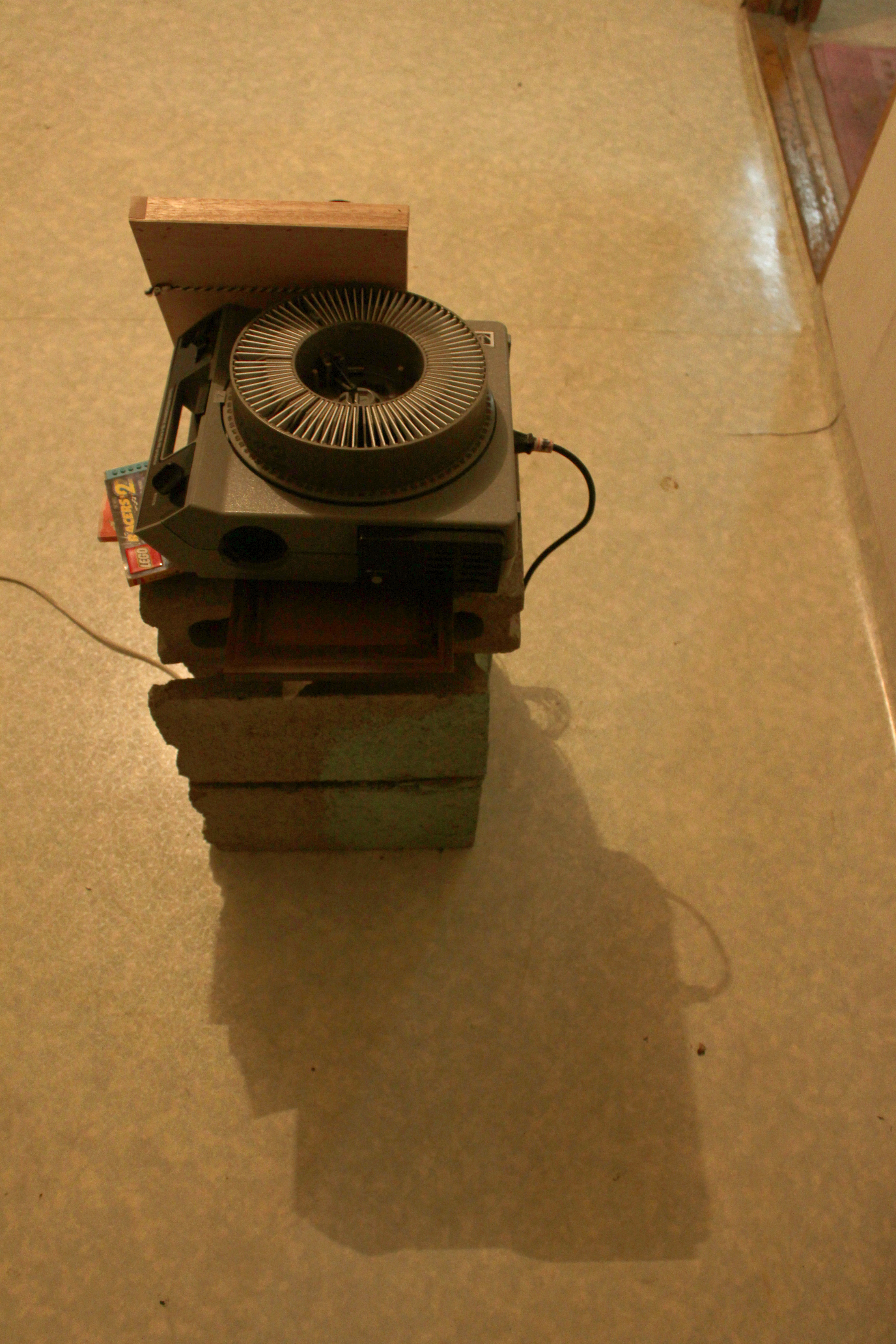 interview_Those born in 1980_installration